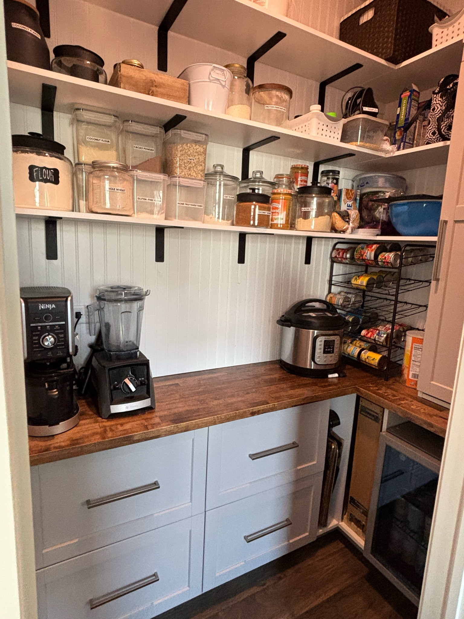 Pantry appliances & goodies🍦🥫🧃🧰

#LTKFamily #LTKHome #LTKGiftGuide