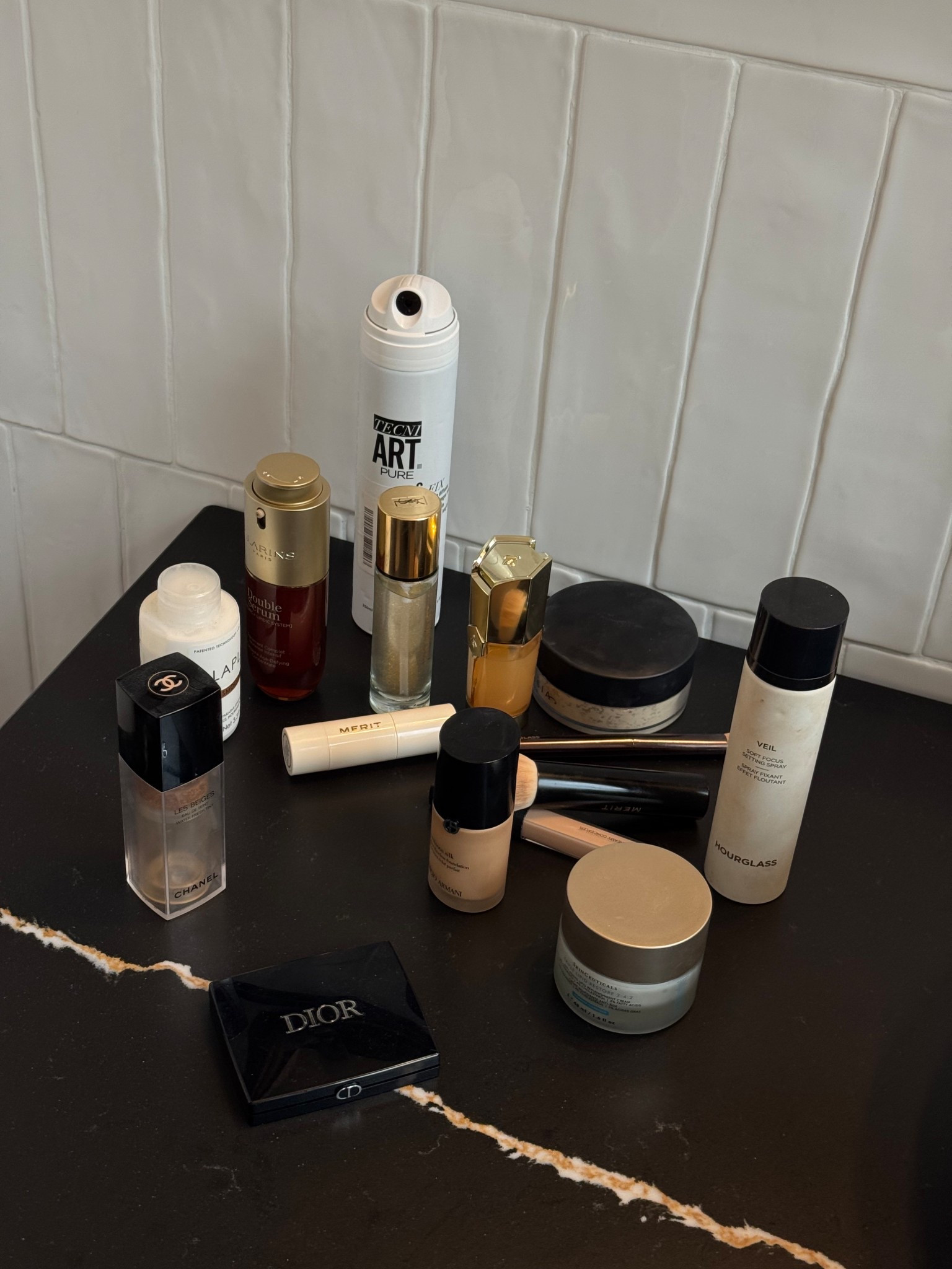 My non negotiables 

#LTKbeauty #LTKluxury #LTKtravel