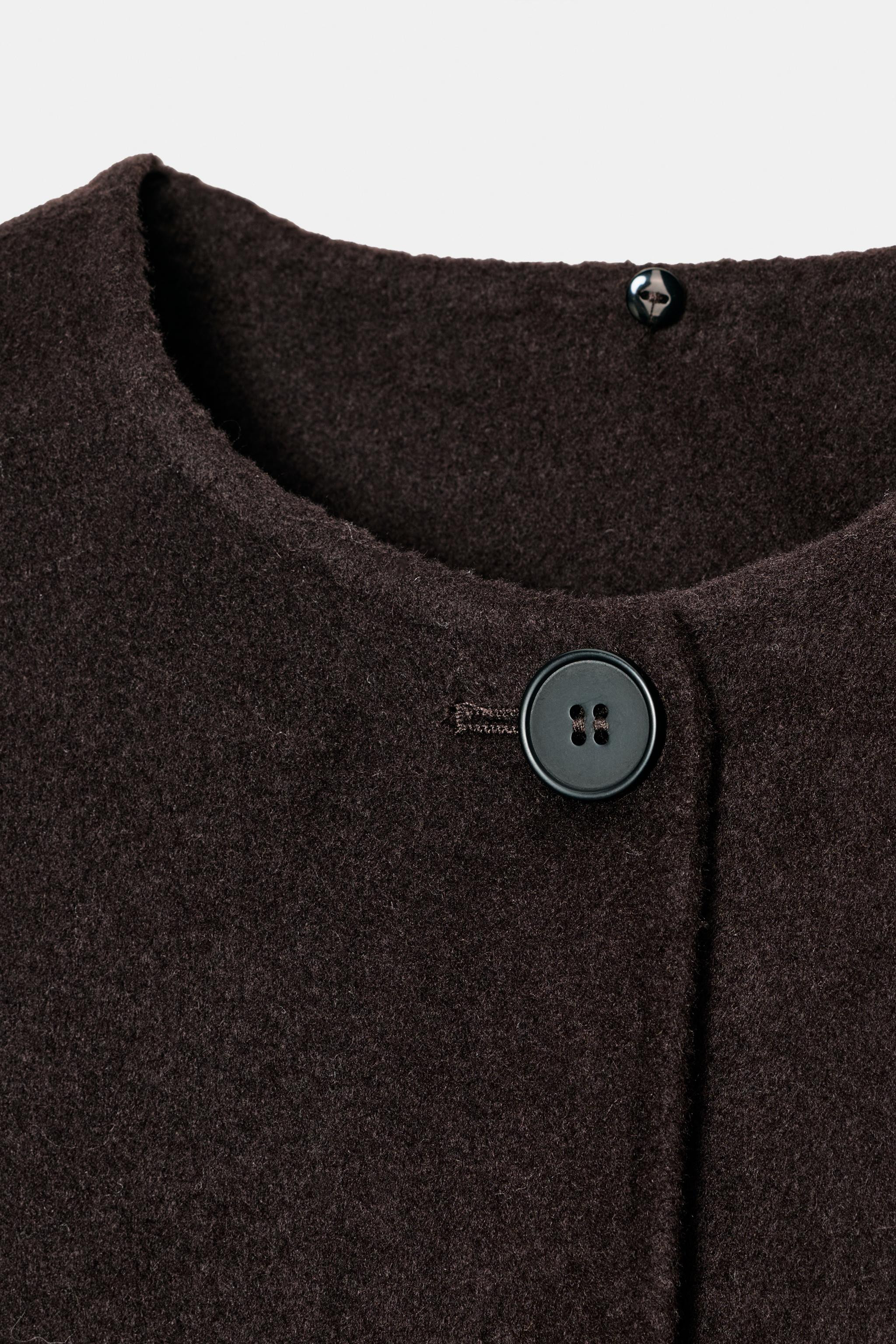 SHORT WOOL COAT WITH SCARF | Zara UK