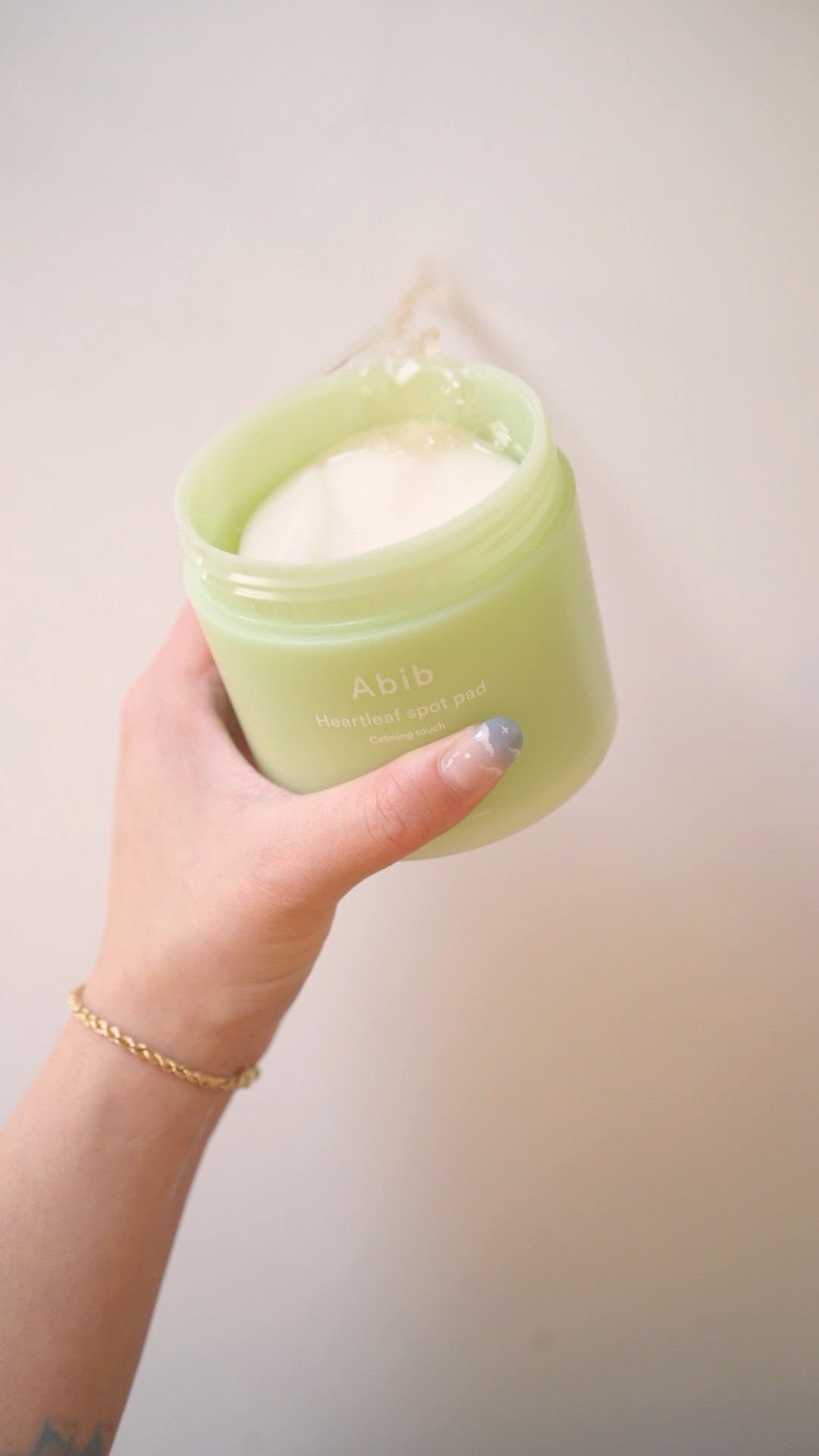 The best toner pads to calm
skin | korean skincare beauty products

#LTKU #LTKfindsunder50 #LTKGiftGuide