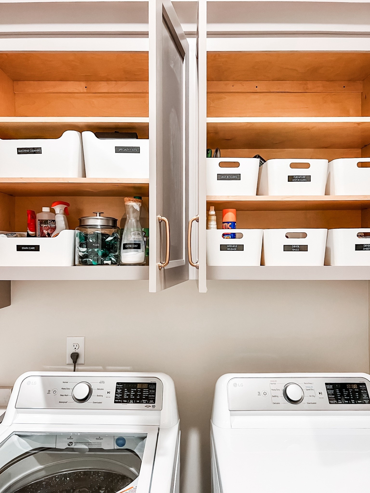 Your laundry room sets the tone for your entire spring cleaning season. When it’s organized, everything else feels easier.

✨Ready for a RESET?✨
DM us to book or comment CLEAN to grab our Clean Sweep digital bundle.

#LTKHome