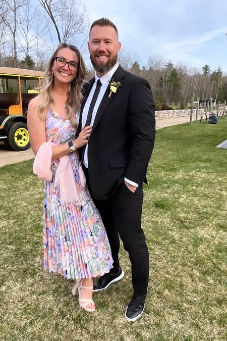 Revolve spring wedding dress pastel pink purple blue green midi length wedding guest dress 

#LTKmidsize #LTKwedding #LTKSeasonal