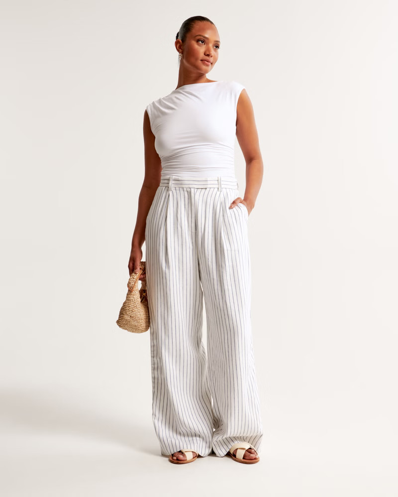 Women's Curve Love A&F Harper Tailored Linen-Blend Pant | Women's Bottoms | Abercrombie.com | Abercrombie & Fitch (US)
