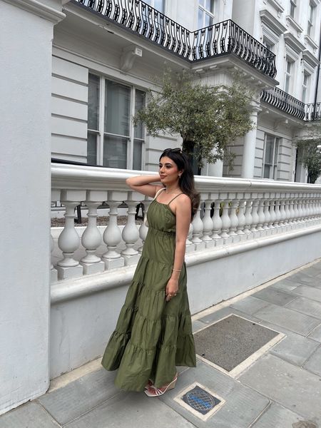 Summer dress, green maxi dress, Summer outfit, summer outfit ideas, spring, casual outfit, everyday look, chic style, classy outfit, outfit ideas, outfit inso, style inspo #sarahnaja #classyoutfit #styleinspo #outfitideas #spring #springoutfit #springinspo
#Itku #ootd #Itkfit #Itkfind #Itkstyletip #Itkeurope
