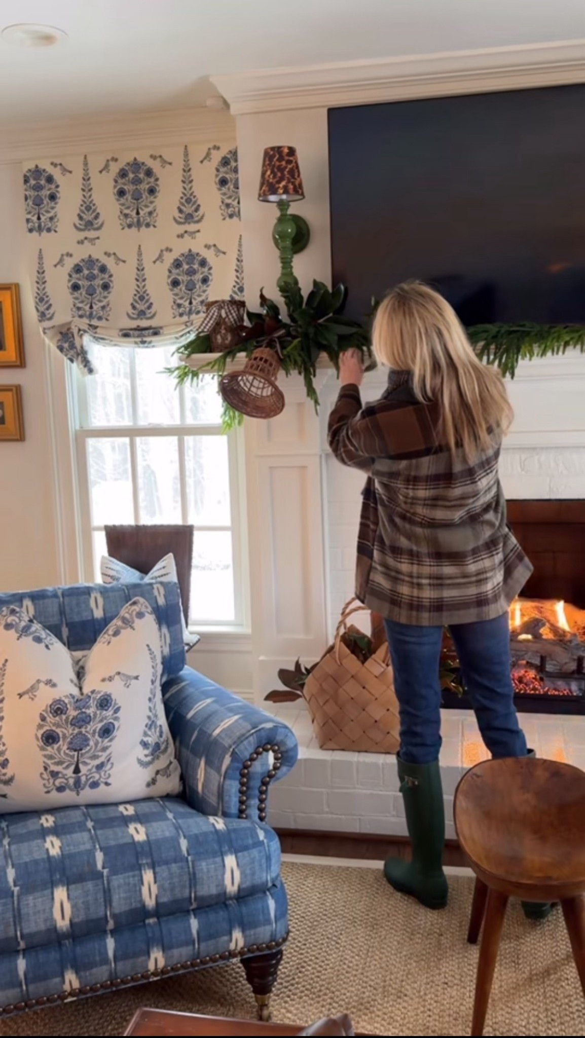 I’m not arranging a perfect scene.
I’m calling the wonder back in.

I’m letting that old nervous flutter stay —

the one Santa still sparks in me,

the one that whispers,

Something beautiful is returning.

Because maybe we never outgrow Christmas.

Maybe Christmas grows with us —

quietly becoming

whatever we still dare to believe.

#LTKHome #LTKHoliday #LTKSeasonal