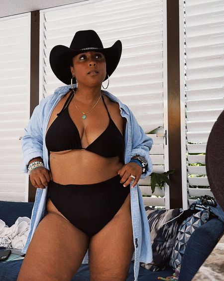 Cowboy hats and string bikini with high waist bikini bottoms 

Plus size swimsuits

Wearing XXL in top and L in bottoms

#LTKPlusSize #LTKSwim