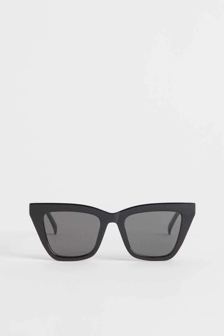 Cat-eye sunglasses | H&M (UK, MY, IN, SG, PH, TW, HK, KR)