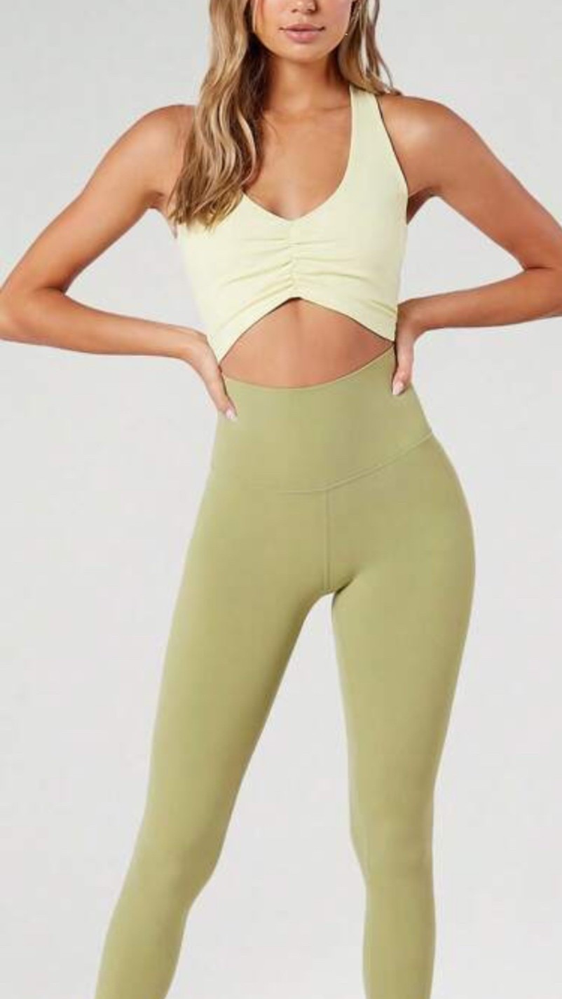 This is honestly the best running bra I’ve ever had. Truly so affordable! I ran a 1/2 marathon and there was no movement/chafing. I’m not about larger cheated women, but for a true 32 B the XS fits so tight and secure!

#LTKPetite #LTKFindsUnder50 #LTKActive