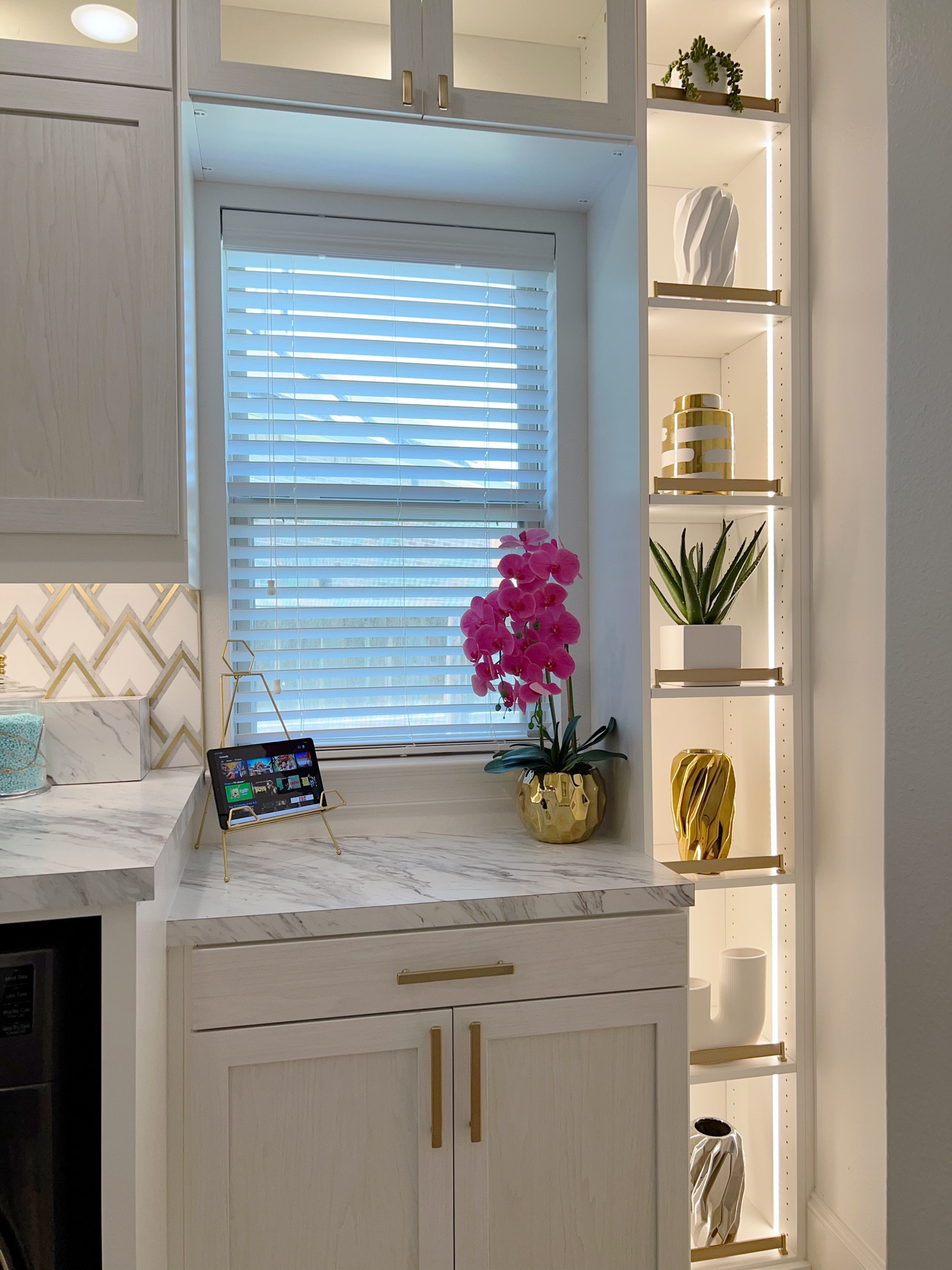 Shop these gorgeous vases and orchid from my curated collection! #homedecor #vases #florals #homeaccessories #laundryroomdecor #laundryroomorganization 

#LTKGiftGuide #LTKhome #LTKFind