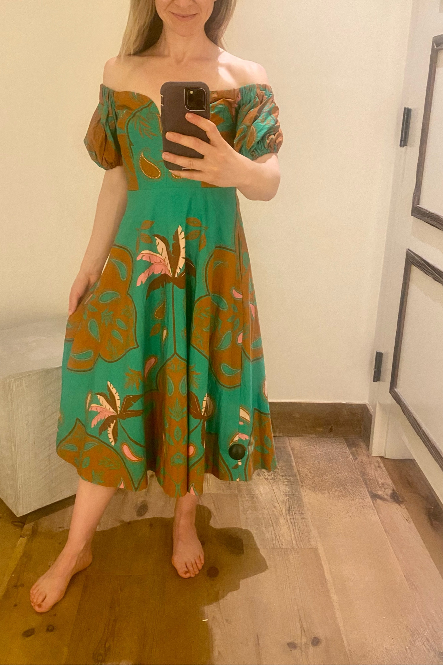 This off shoulder dress with puff sleeves is darling! Wearing size 4.

Anthropologie dress, off shoulder dress, green and brown midi dress, midi dress with puff sleeves, Anthropologie summer dress, tropical dress

#LTKU #LTKxAnthro #LTKFind