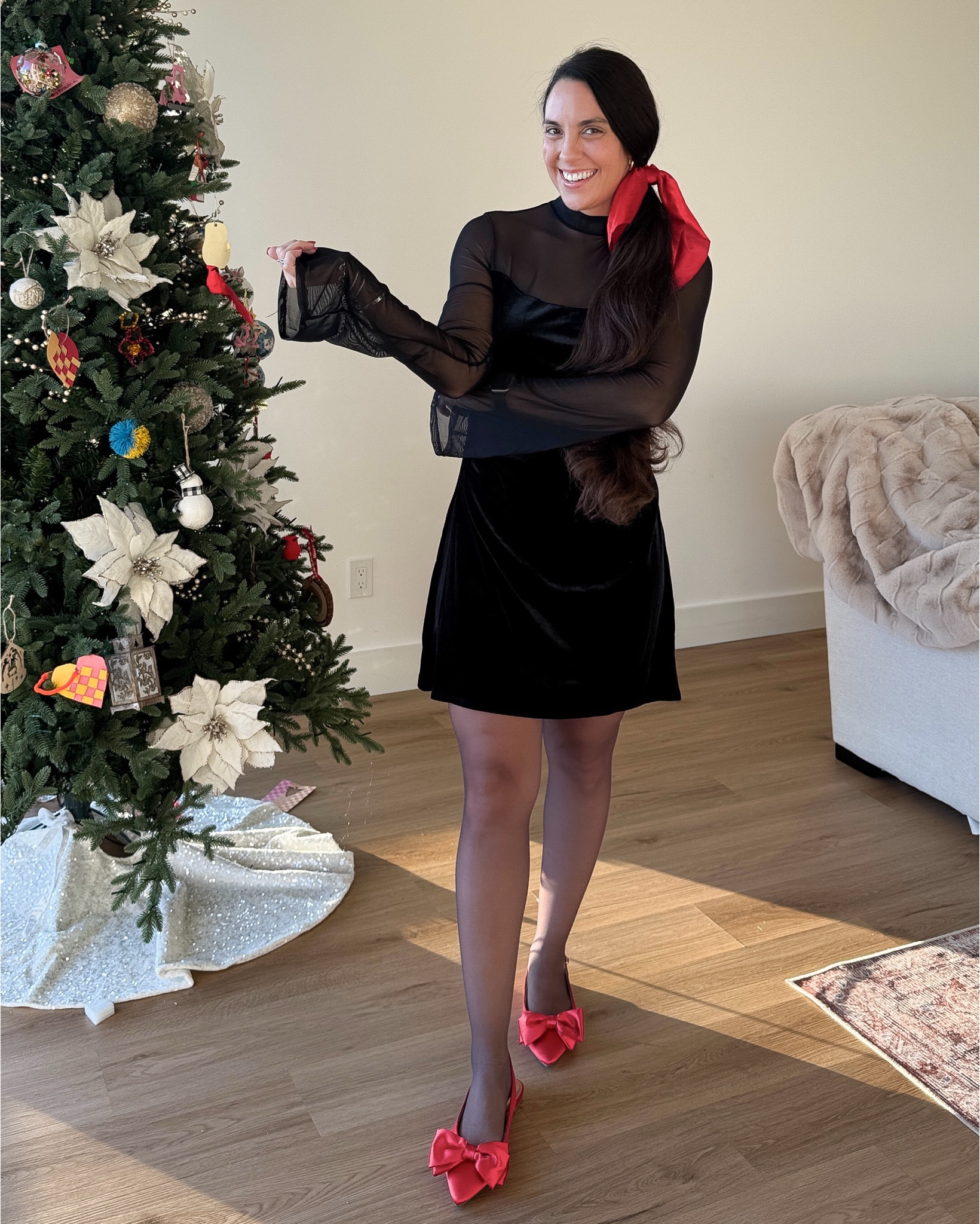 Valentine’s Day is almost here 🌹 so I wanted to share this super affordable and classy outfit. 😍

#valentinesdayoutfit #outfitidea #outfitinspo #targetfinds #classyoutfitideas #littleblackdress #LBD 

#LTKStyleTip #LTKShoeCrush #LTKFindsUnder50