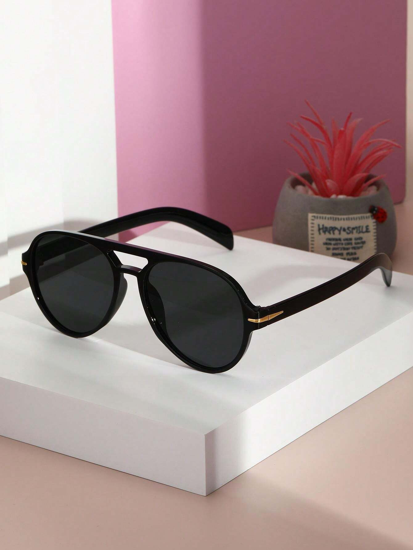 1pc/Pair Leisure & Fashionable Women's Pilot Fashion Glasses Elegant Shades Beach Accessories Bea... | SHEIN