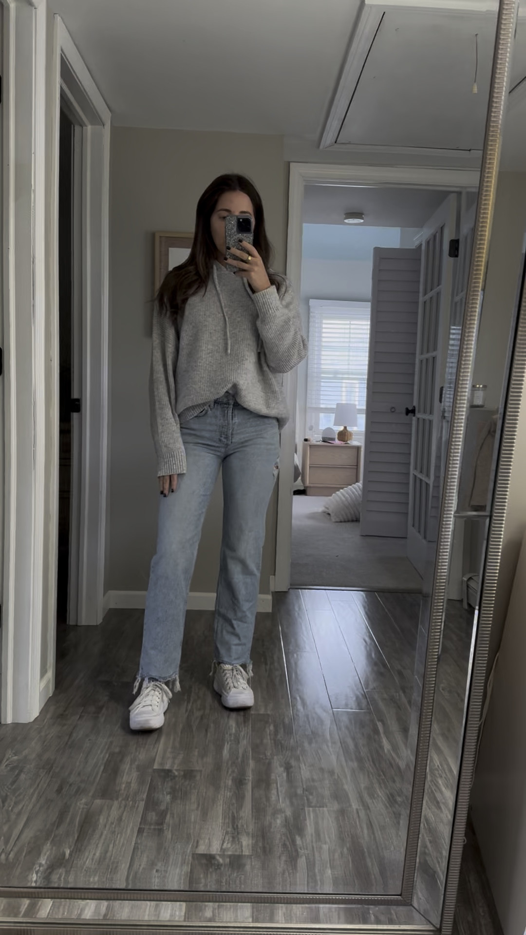 Nuuds jeans aren’t for me but wanted to share in case anyone else might like them! 

I got my true size 26 in the regular style of the jeans 

Sweater is amazing, size small 

#LTKFindsUnder100 #LTKStyleTip #LTKFindsUnder50