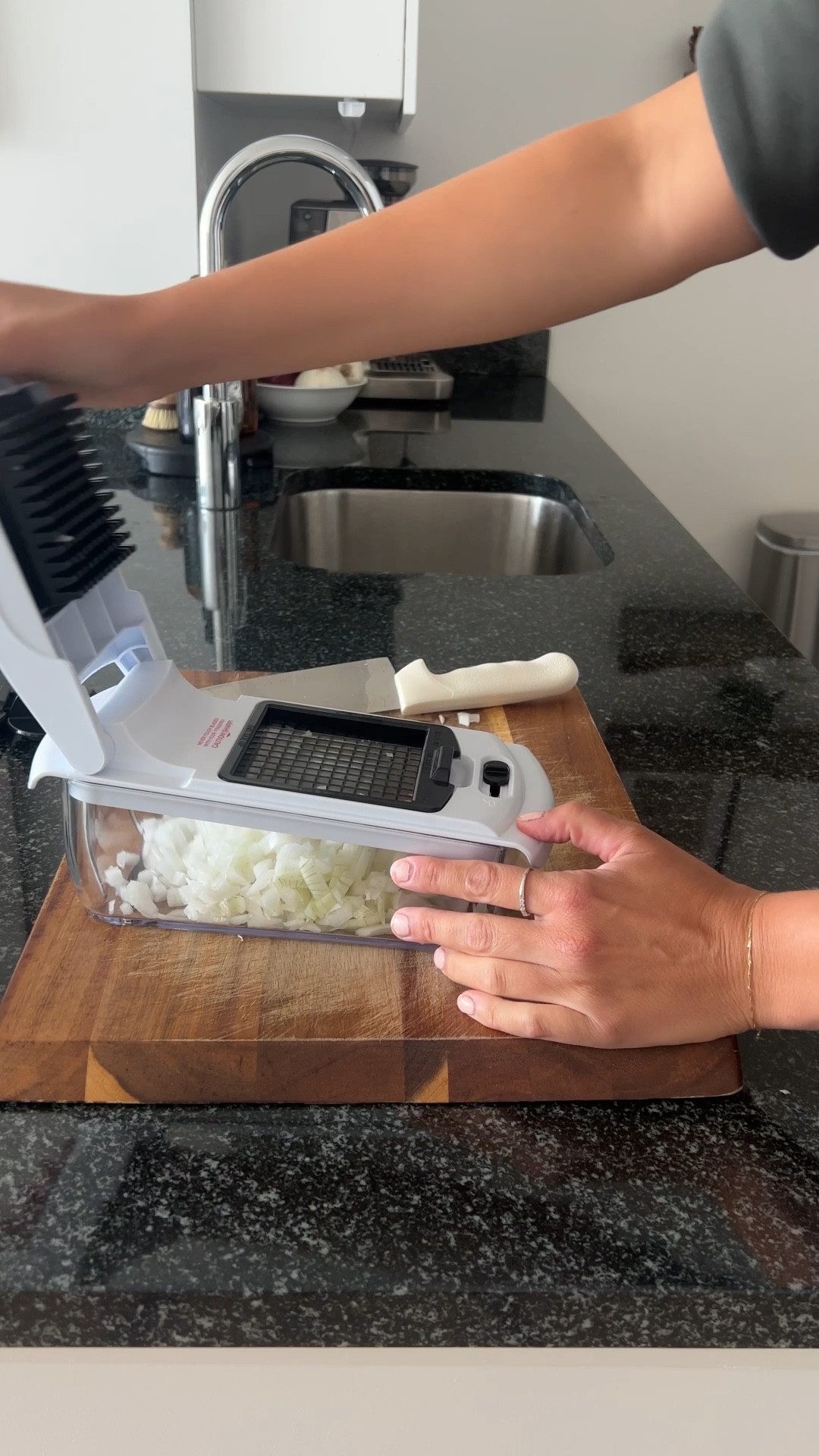 Amazon viral vegetable chopper in action 

Onion chopper, Amazon find, Amazon kitchen , Amazon home 

#LTKBacktoSchool #LTKFind #LTKhome