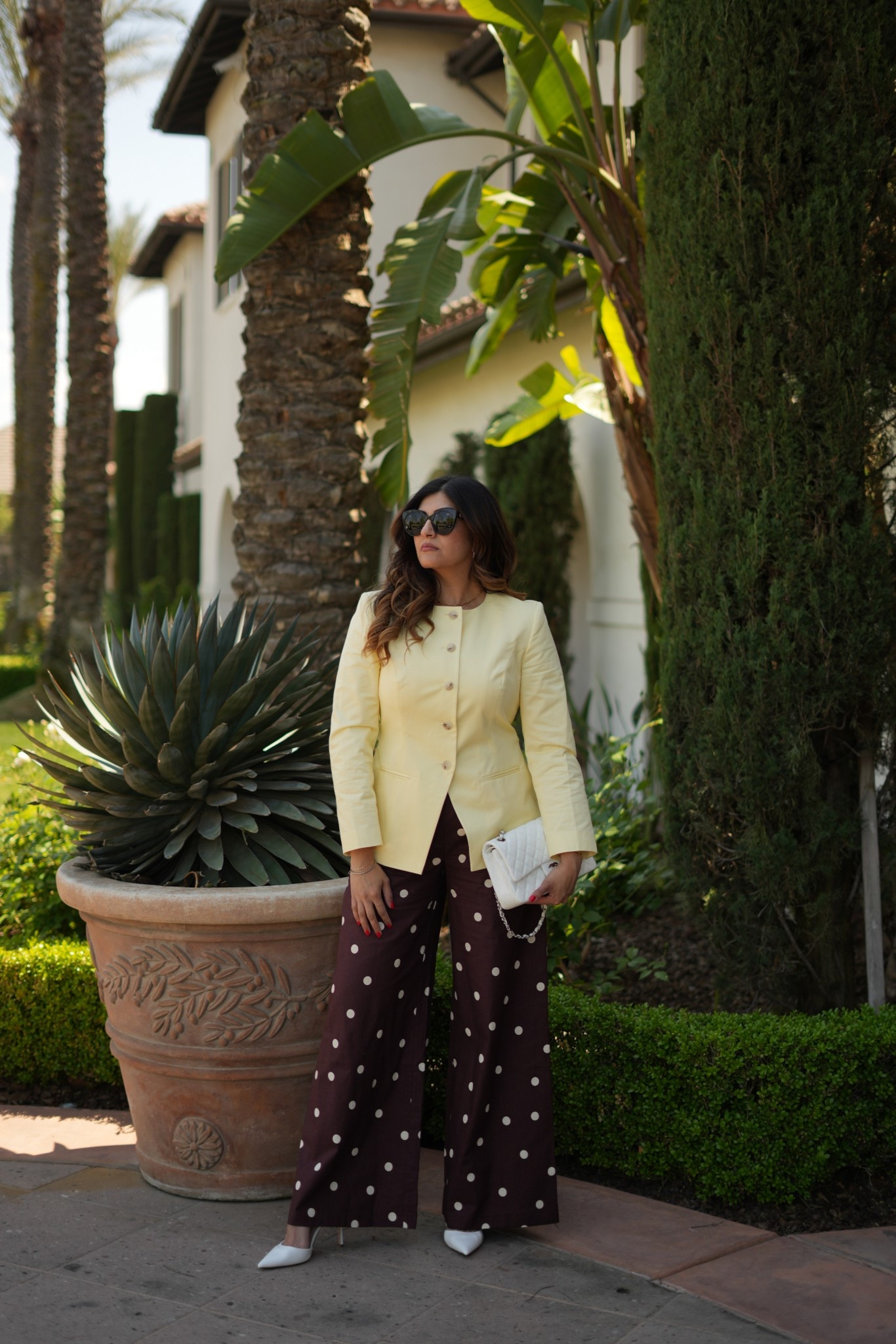 This blazer jacket is one of the closet I staples I love for workwear 
#sezane

#LTKWorkwear #LTKootd #LTKMidsize