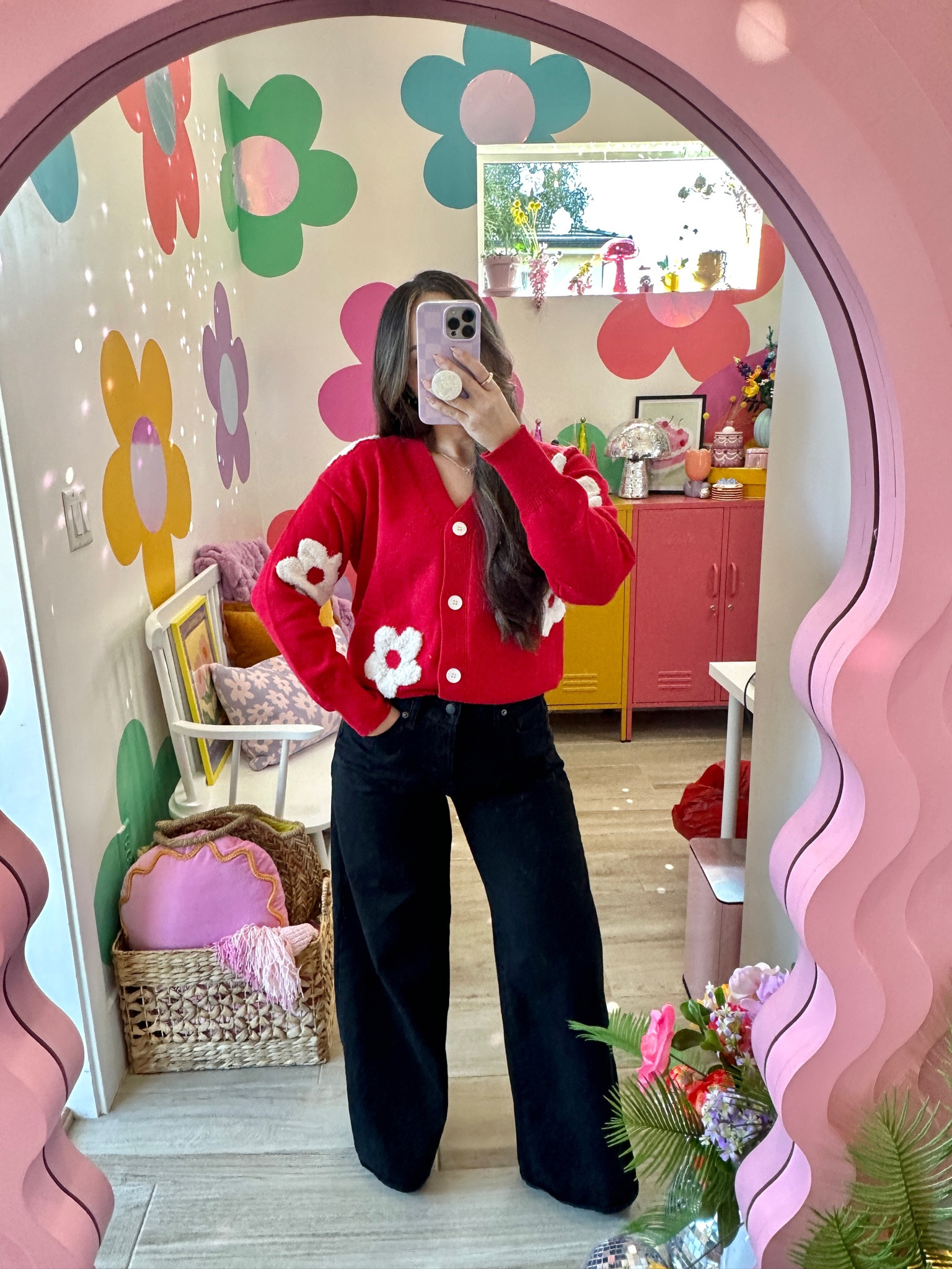 This cozy red sweater is from Amazon and the baggy jeans are Target. 

#LTKSeasonal #LTKFindsUnder50 #LTKHoliday