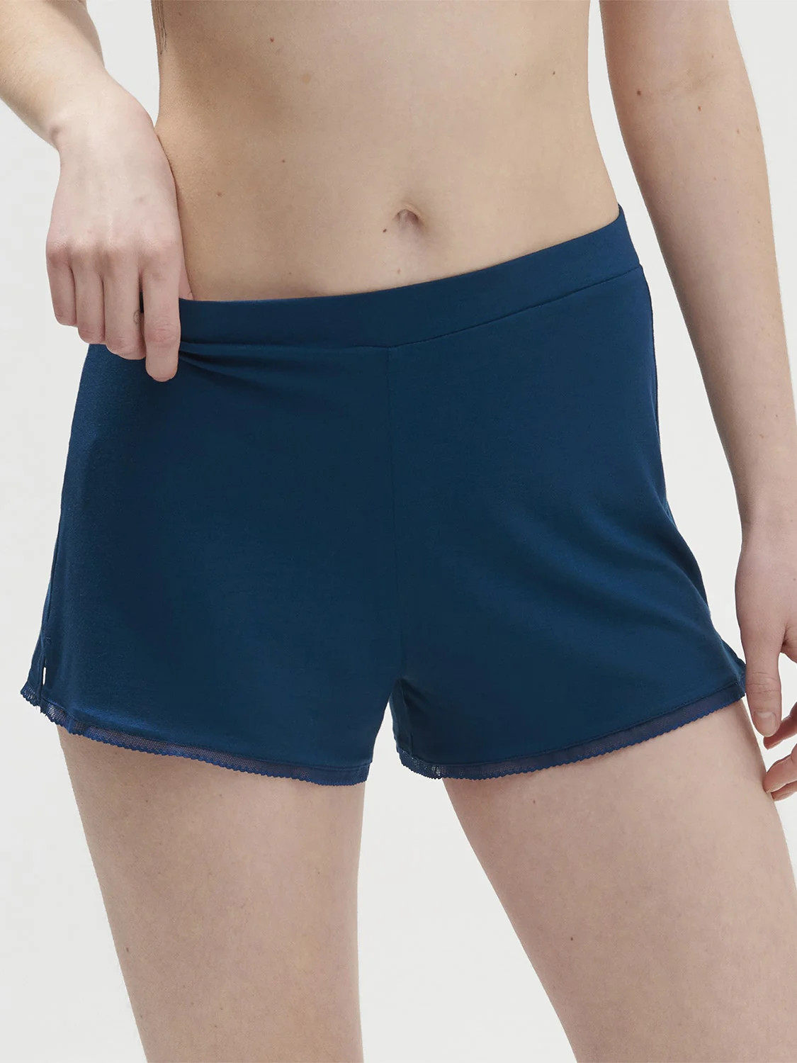 Simone P\u00e9r\u00e8le | Aurore Short - Poseidon Blue | Simone Perele US