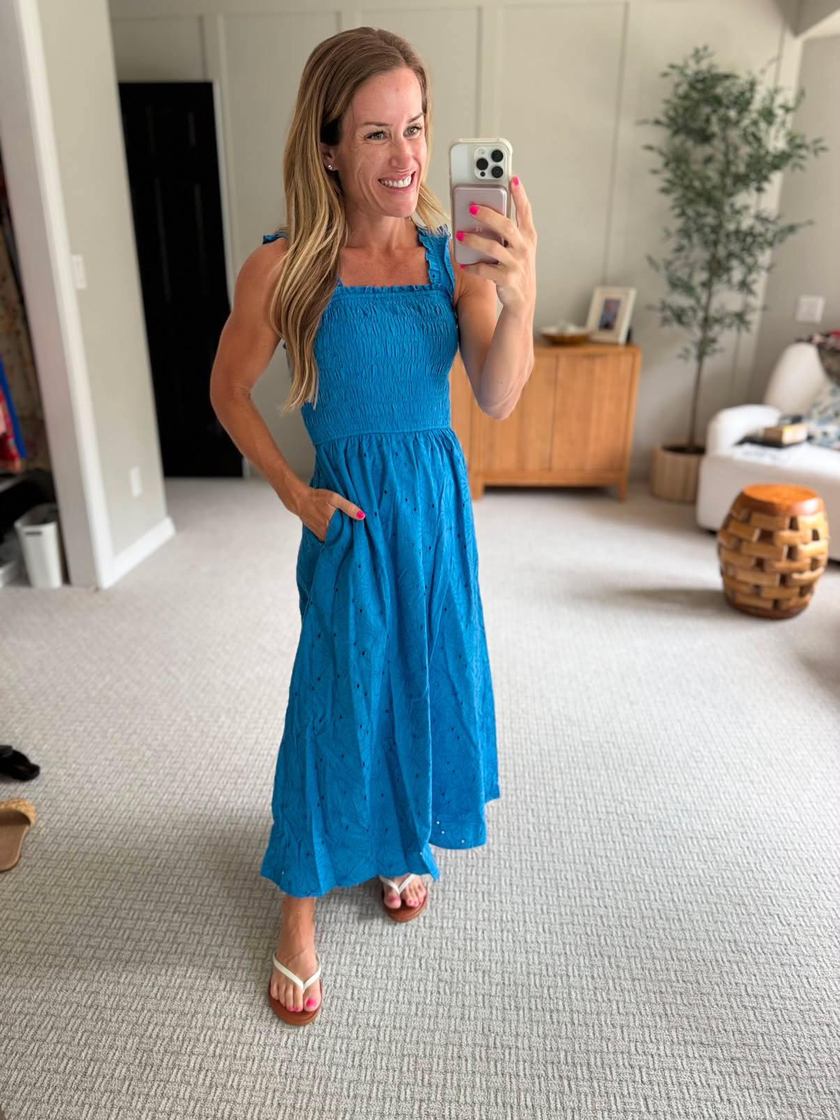 Blue maxi dress

Amazon fashion casual outfit mom style

#LTKgrwm #LTKootd #LTKmomlife