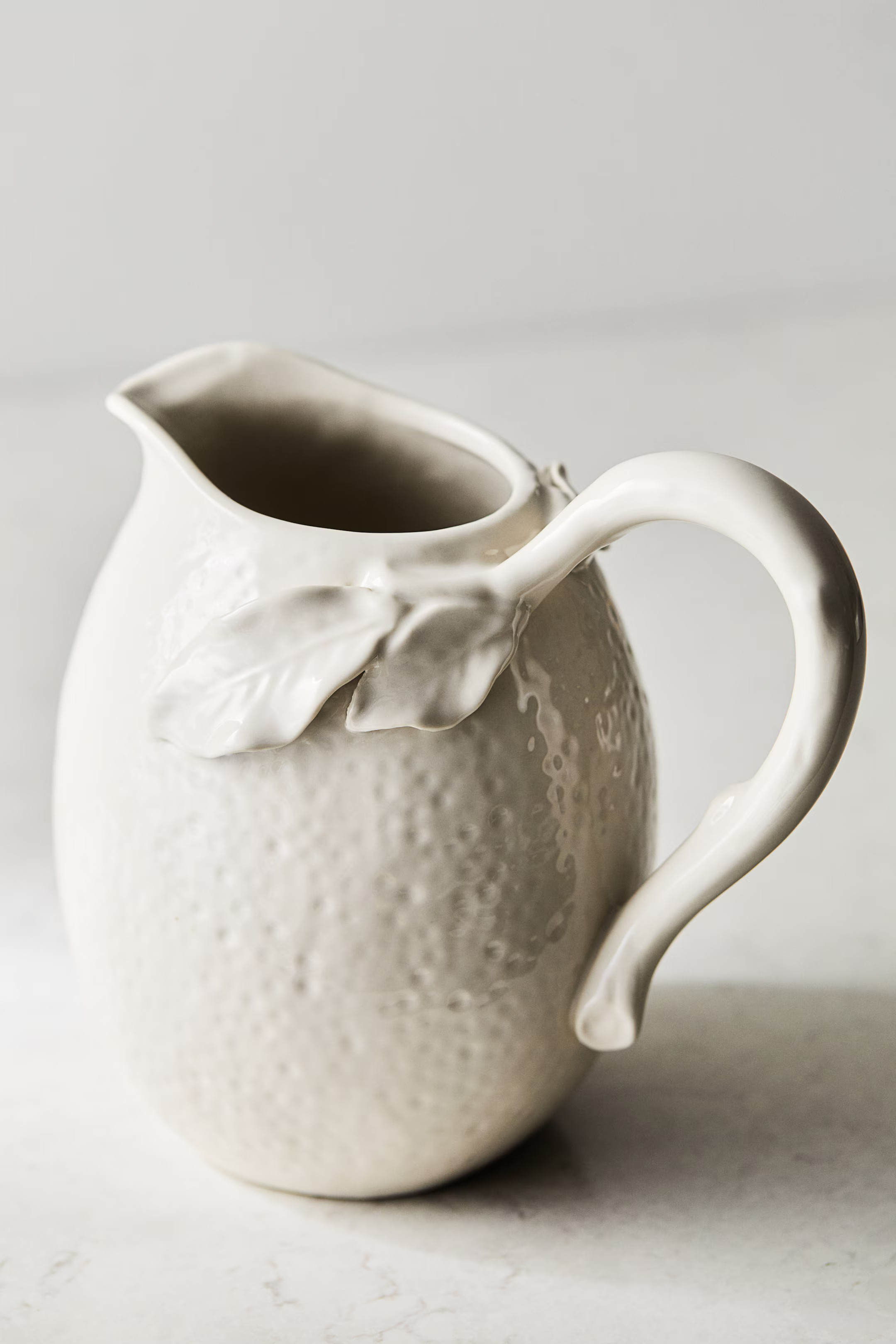 Lemon-shaped Stoneware Pitcher | H&M (US + CA)