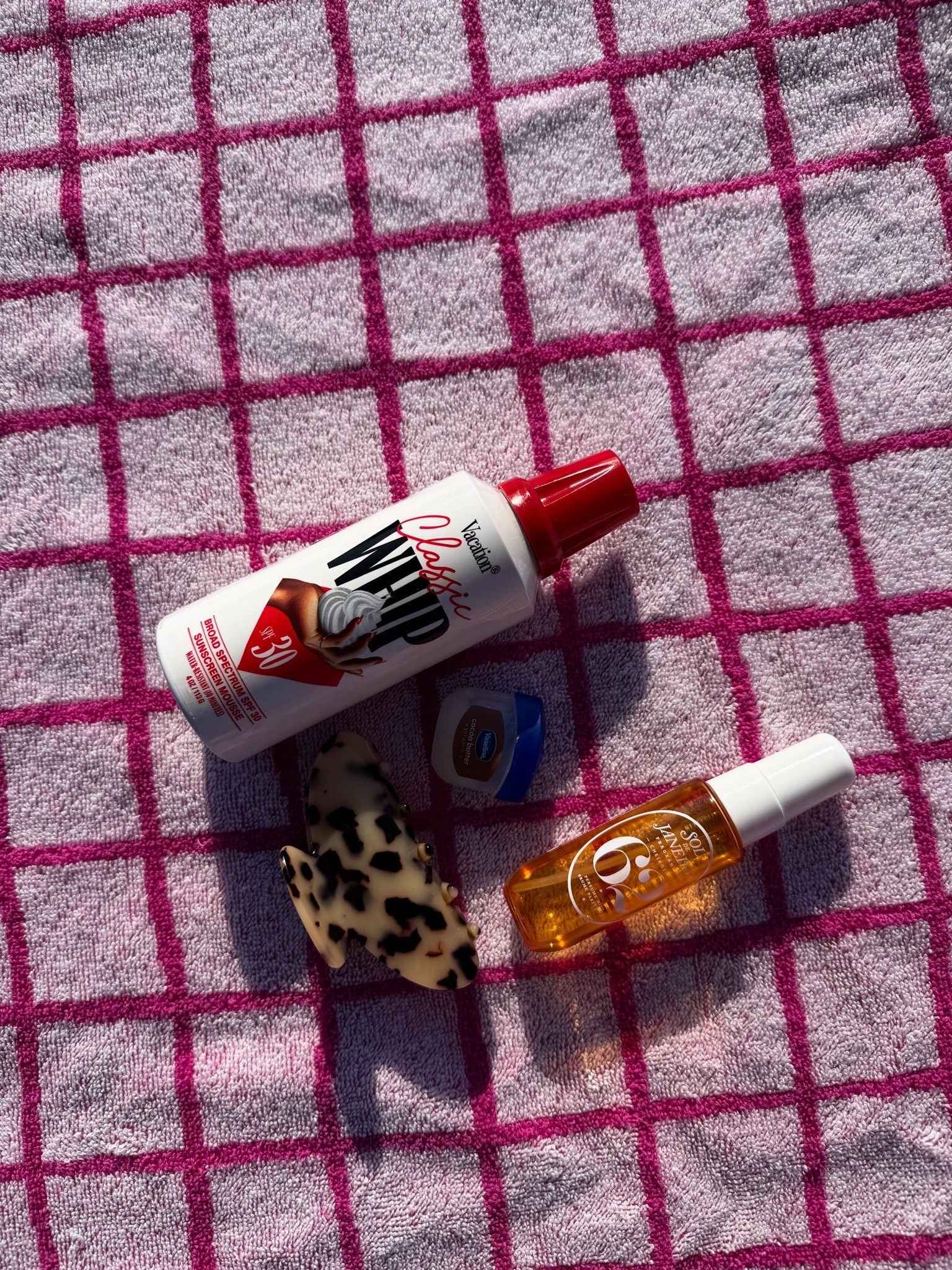 Sunscreen // hair clip // body spray // lip therapy // Amazon finds // beauty // skincare // hair care // under $50

#LTKootd #LTKgrwm #LTKselfcare
