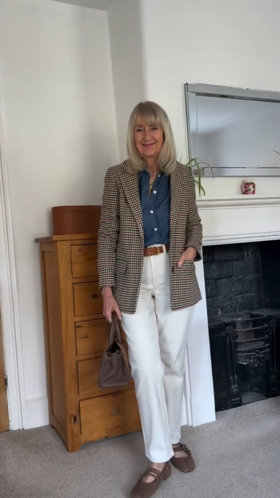 Spring Outfits 2016 
Today I’m styling denim pieces from @marksandspencer three ways with other new in pieces from the brand.

I mean if you start with denim the rest follows. It’s often a key piece in an outfit, especially in Spring. 

It’s also the season for a spring jacket so I’ve chosen three very different ones.

Which is your favourite look? 

Look 1
Here I styled my gorgeous soft denim shirt with white jeans and a classic tweed blazer. I think denim and tweed is the perfect combination. I added these cute shoes also from @marksandspencerstyle with brown accessories. 

Shirt : @marksandspencer *
Jeans: @joules 
Blazer : @cottontradersuk *
Shoes: @marksandspencer 
Bag : @fairfaxandfavor 

Look 2 
I wore the high waisted boot flares from @marksandspencer with this gorgeous cape trench coat. I love the details on this coat, it feels designer. It works better with a narrower fit jean I think and white trainers . 

Boot flares Jeans* cape jacket T shirt : @marksandspencer 
Trainers: @sansmatin *

Look 3 
The boot flares* also worked well for this neutral bomber style jacket both from @marksandspencer. T shirt and trainers as before. 

I’ll link all of these looks in my stories.

#affiliatelink #mymarks #marksandspencerstyle #denimfirst #over40fashion

#LTKjeans #LTKspring #LTKeurope