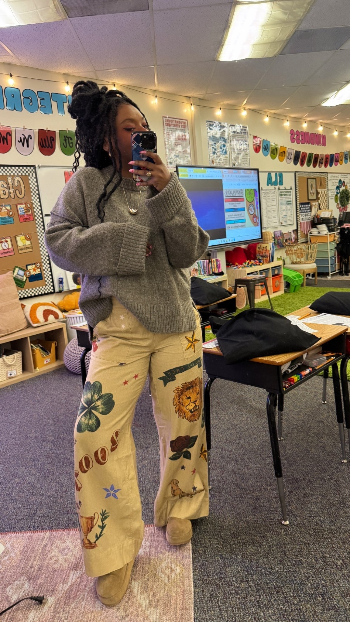 Thursday: 
- pants: small
- sweater: mediumm

#LTKootd #LTKgrwm #LTKdayinmylife