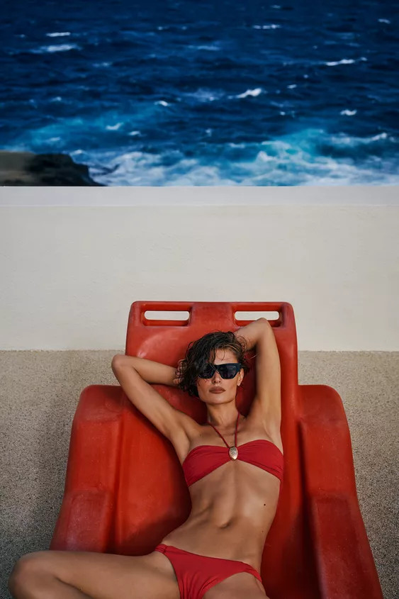 BANDEAU BIKINI TOP WITH OVAL DETAIL | Zara UK