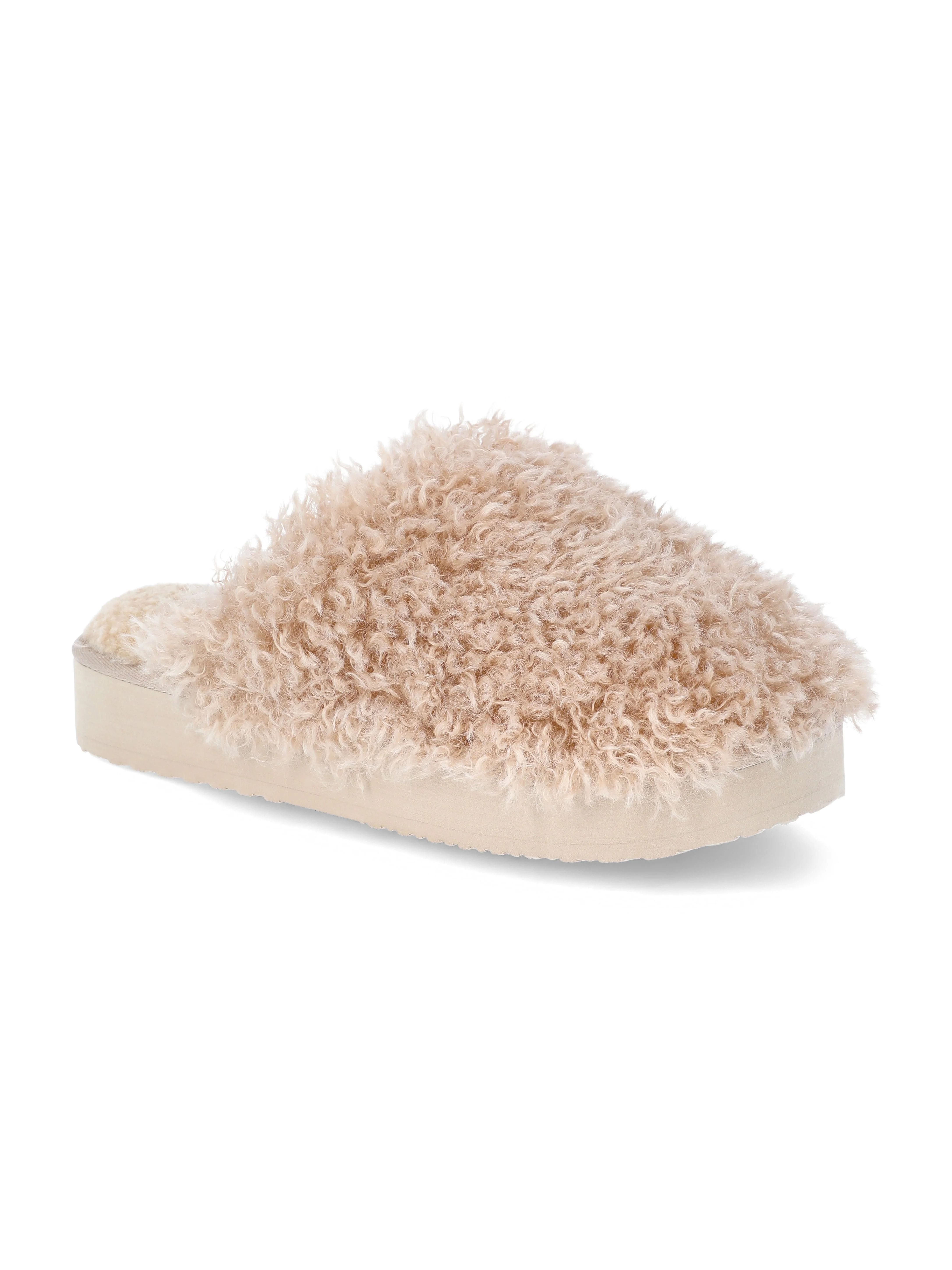 No Boundaries Women's Fuzzy Platform Slippers | Walmart (US)