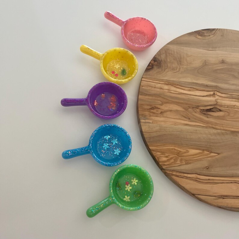Spring Resin Scoops, Resin Scooper Montessori Sensory Bin Tool Pastels Losse Parts, Resin Scoops,... | Etsy (US)