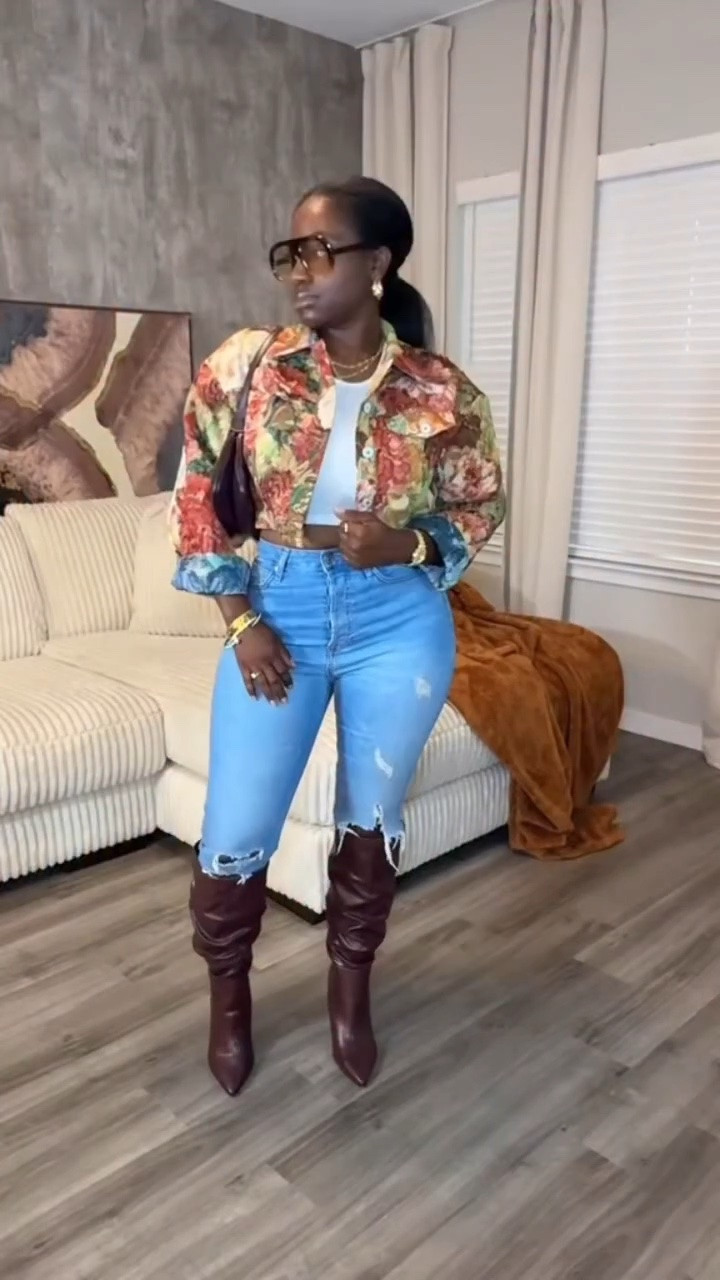 Fall colors, crop jackets, tall boots, burgundy, mustard and fall fashion looks 

🩷 5’1 | 140lbs | Petite Curvy

Comment JACKET & I’ll DM you the 🔗

#LTKootd #LTKSeasonal #LTKgrwm