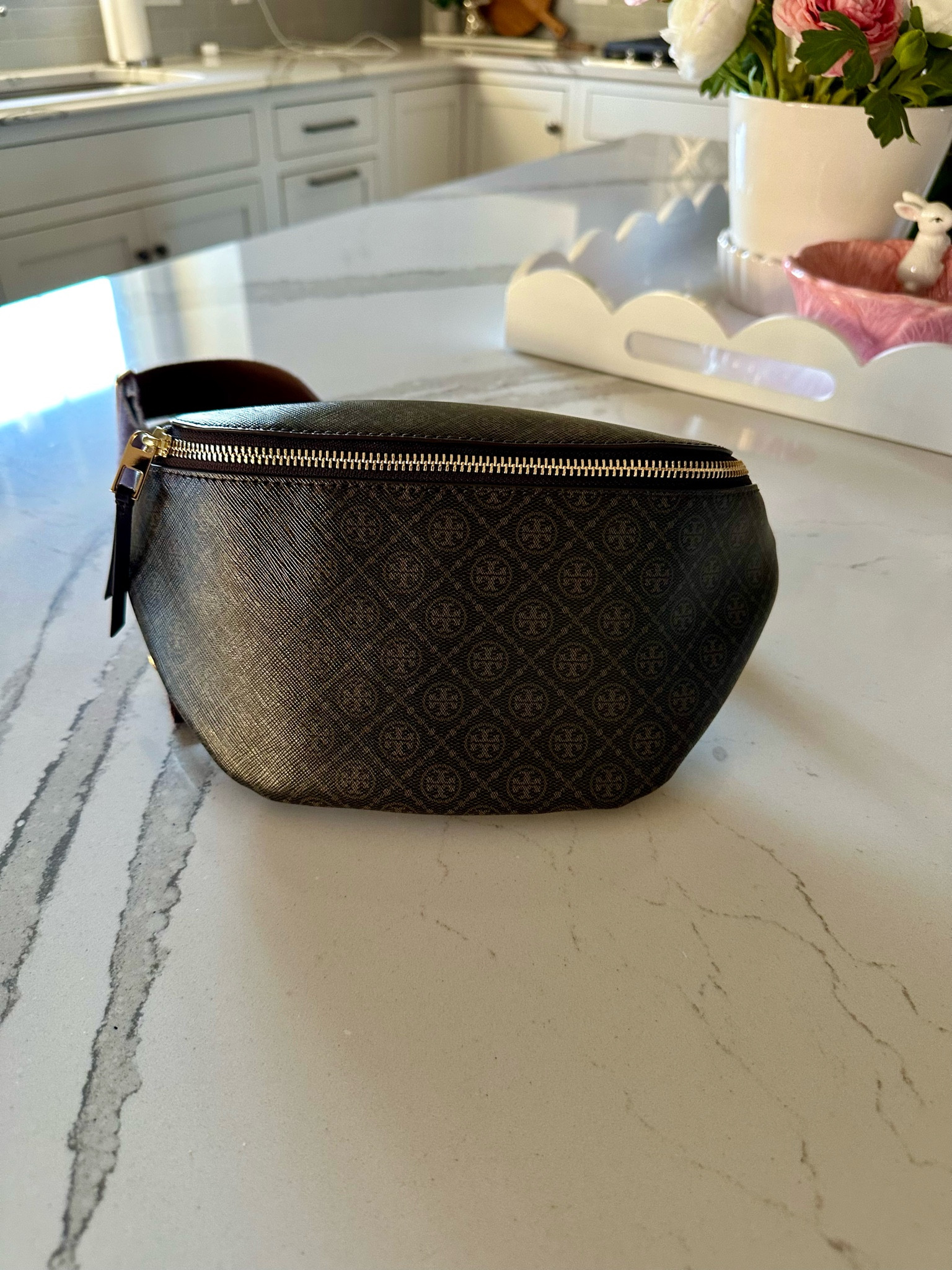 Spring purse Tory Burch purse Belt bag Travel purse Neutral purse 

#LTKitbag