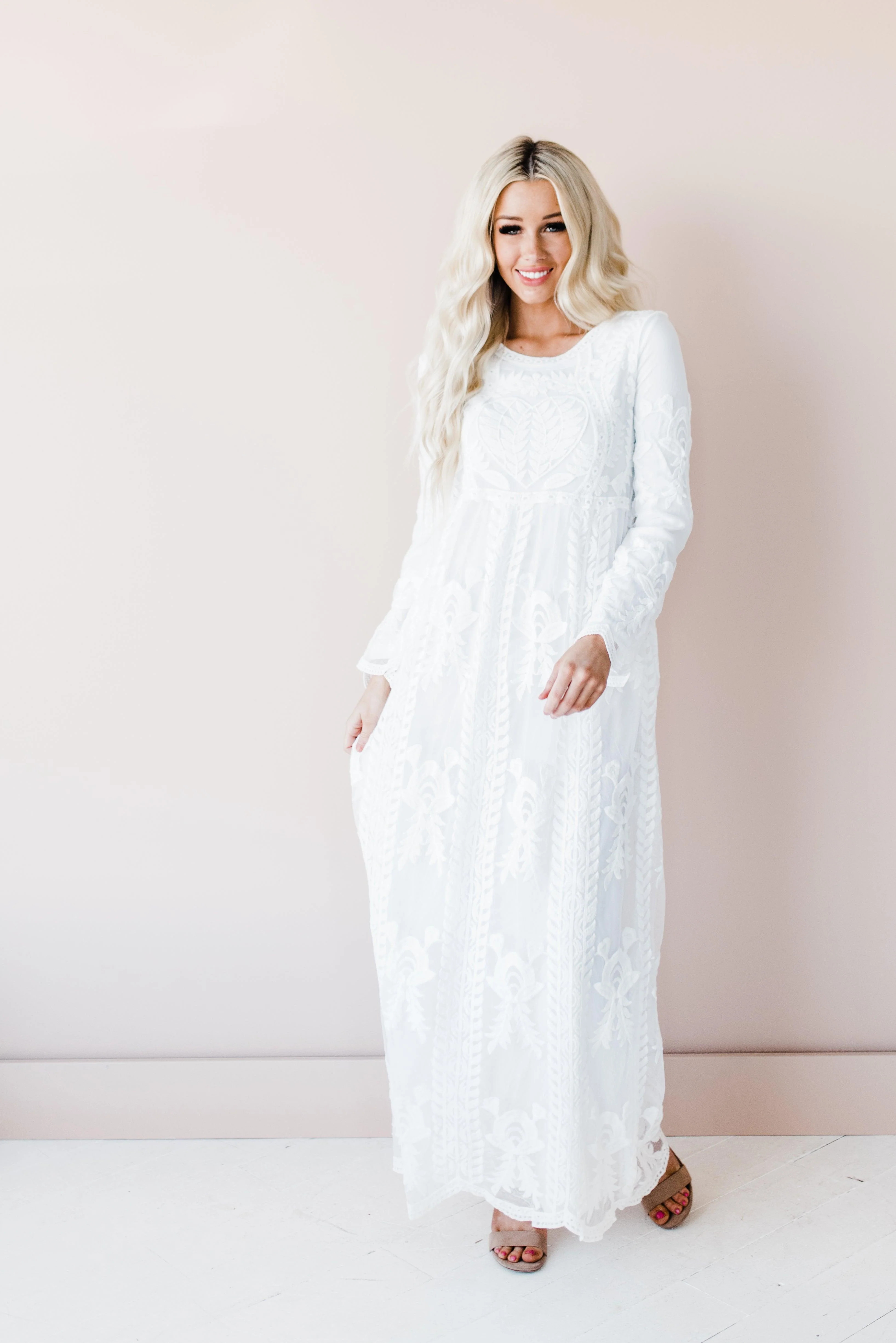 Ally Dress in White | FEHRNVI