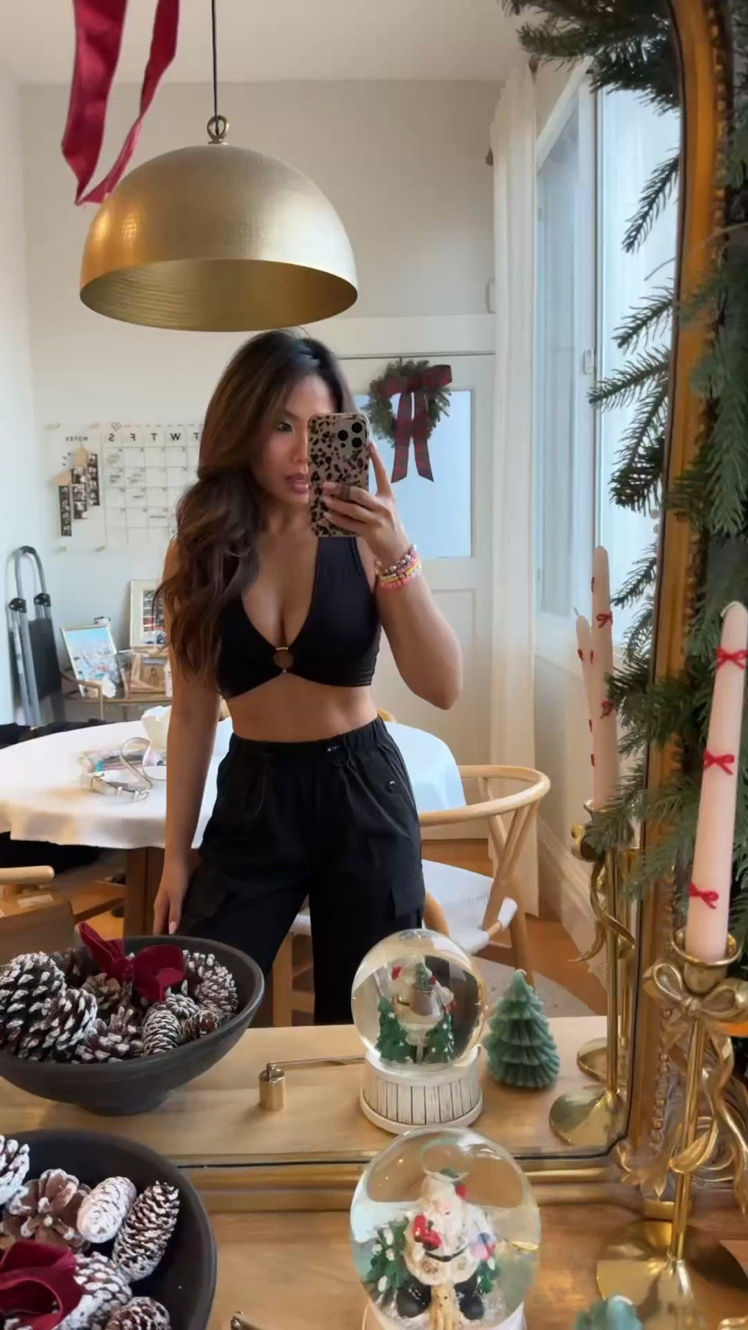 Ootn for skrillex and four tet! 

Sizing:
Top - tts, xs
Pants - tts, xs


#LTKFindsUnder50