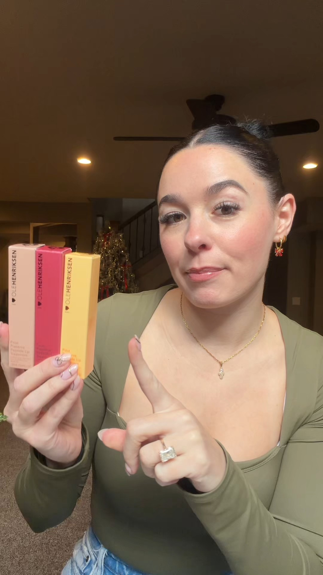 The best lip gloss by far, yes better than rhode 😂 would make the perfect stocking stuffer

#LTKgrwm #LTKHoliday #LTKGiftGuide