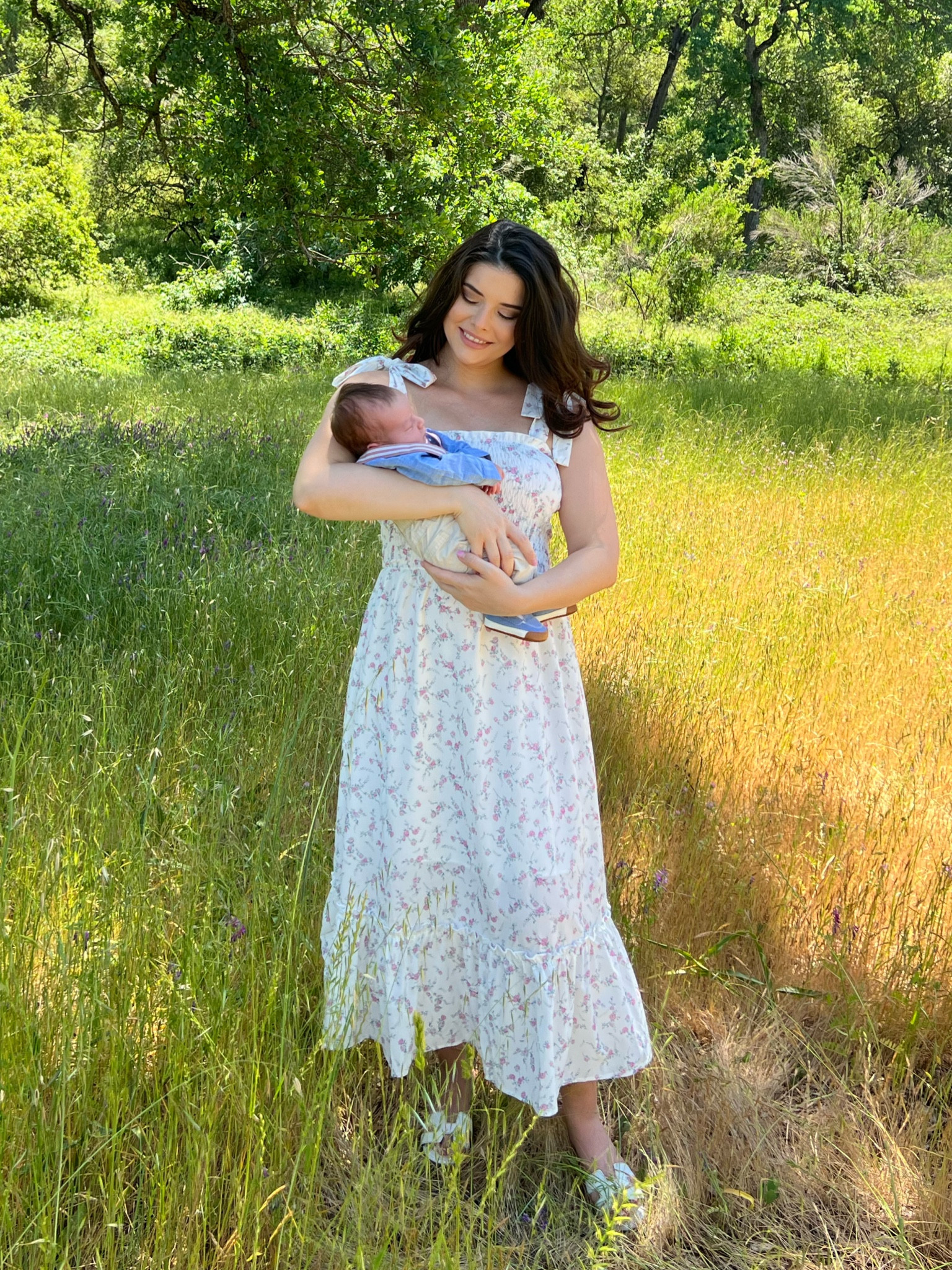 Sharing this gorgeous dress I wore for my newborn photo shoot 😍🥰 it’s super flattering and maternity/ post partum friendly! 

#LTKstyletip #LTKbump #LTKfindsunder50