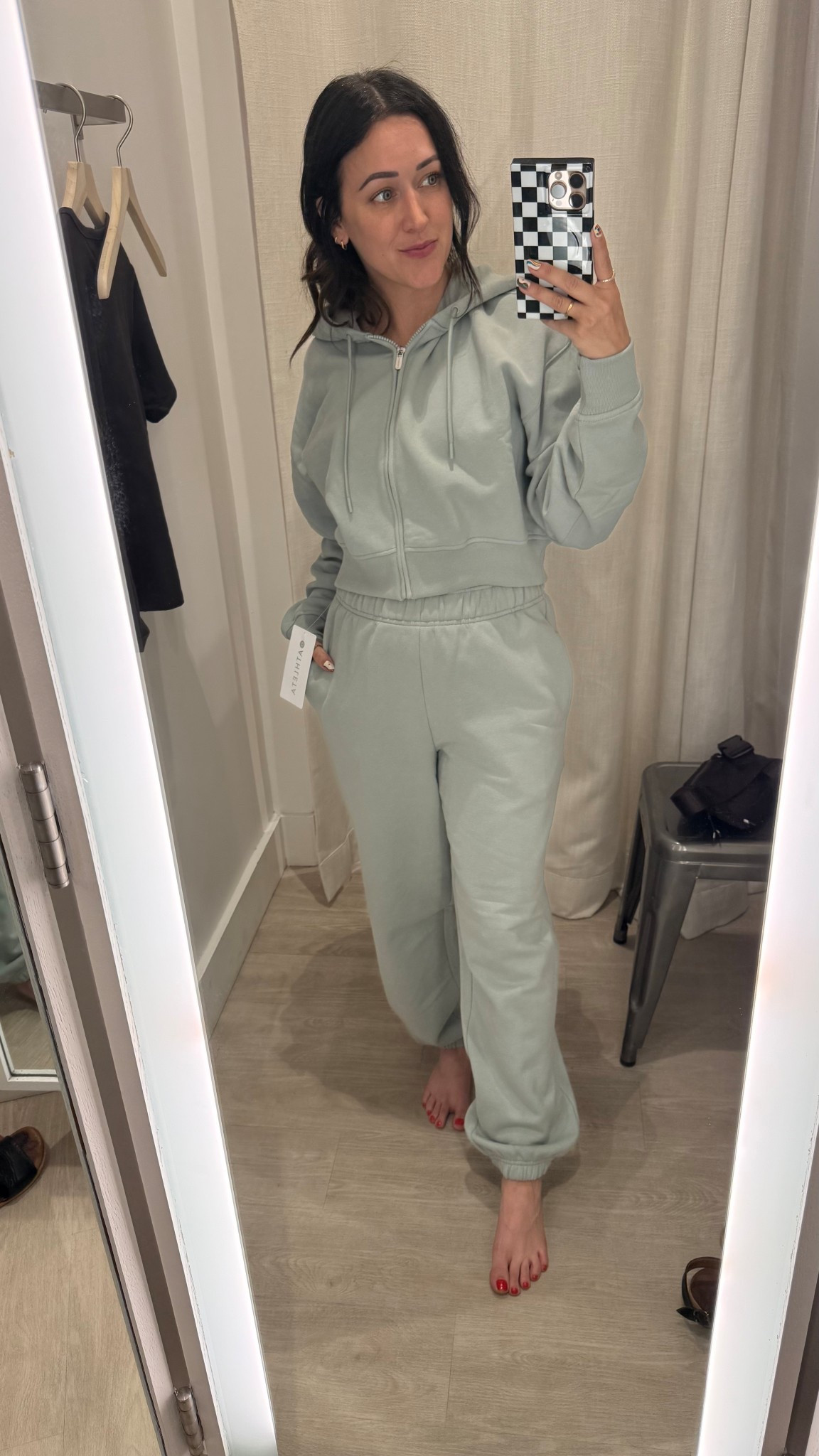 Athleta fleece sweats and sweatshirt set


#LTKSeasonal #LTKActive #LTKFindsUnder100