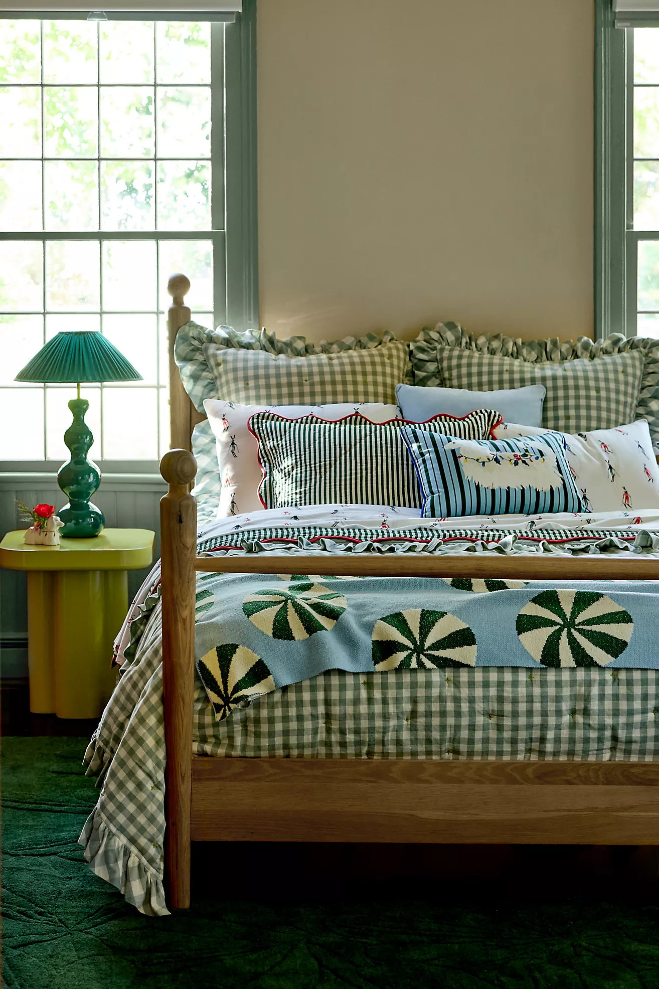 Gingham Ruffle Yarn-Dyed Cotton Quilt | Anthropologie (US)