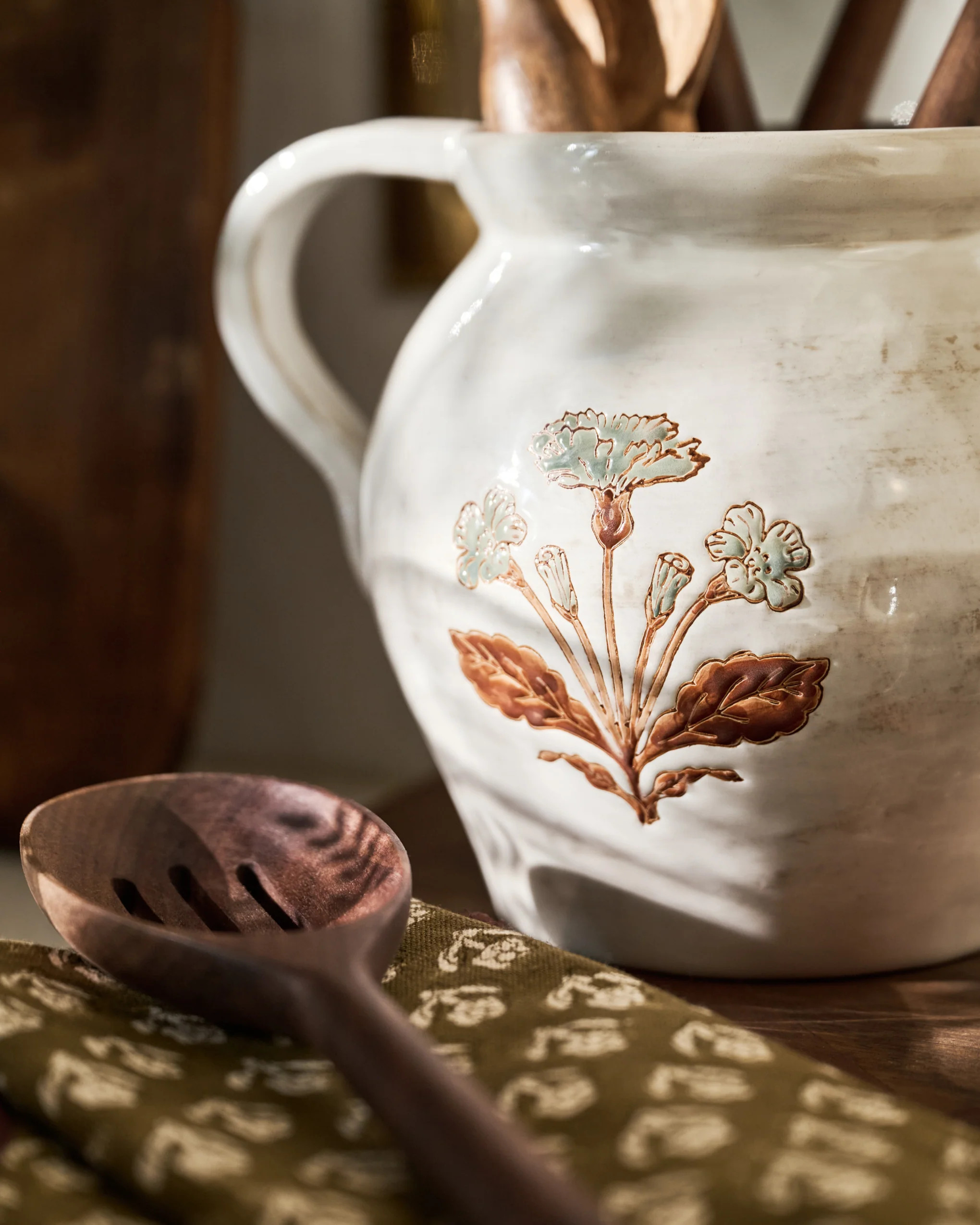 Elaine Floral Pitcher Crock | Magnolia