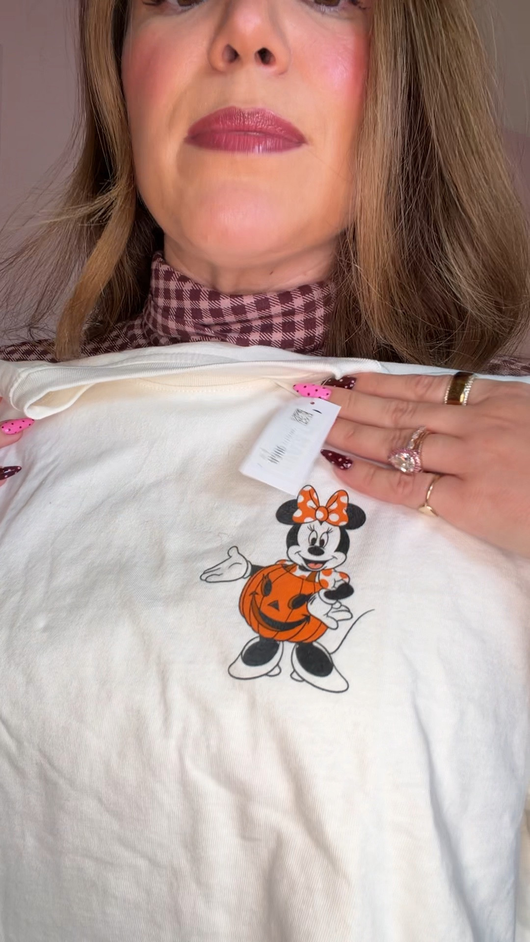 curvy midsize disney mickey mouse halloween pieces! wearing size small in cropped tee and medium in cardigan

#LTKSeasonal #LTKMidsize #LTKSaleAlert
