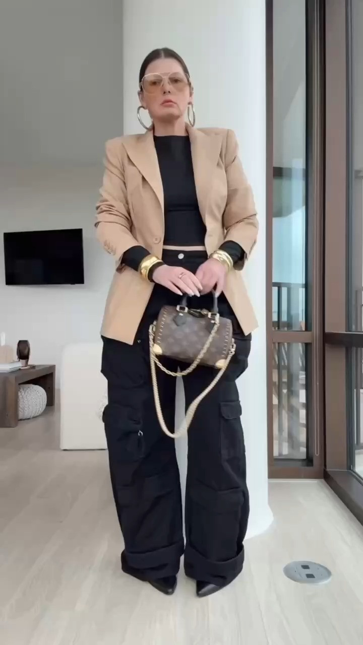 Are you wearing your blazer elevated or casual? Blazers are such a versatile 3rd piece. You can wear the most casual outfit and layer a blazer over to create a polished look. This contour blazer is one of my favorite purchases this season. It’s light weight, great quality, gives snatched and again, so versatile. I’m wearing my true size, medium. It’s available in this tan and also in chocolate… I should maybe order that 🤔 Green tee shirt is no longer available. Similar one linked 

 #LTKgrwm #LTKmorningroutine #LTKSeasonal