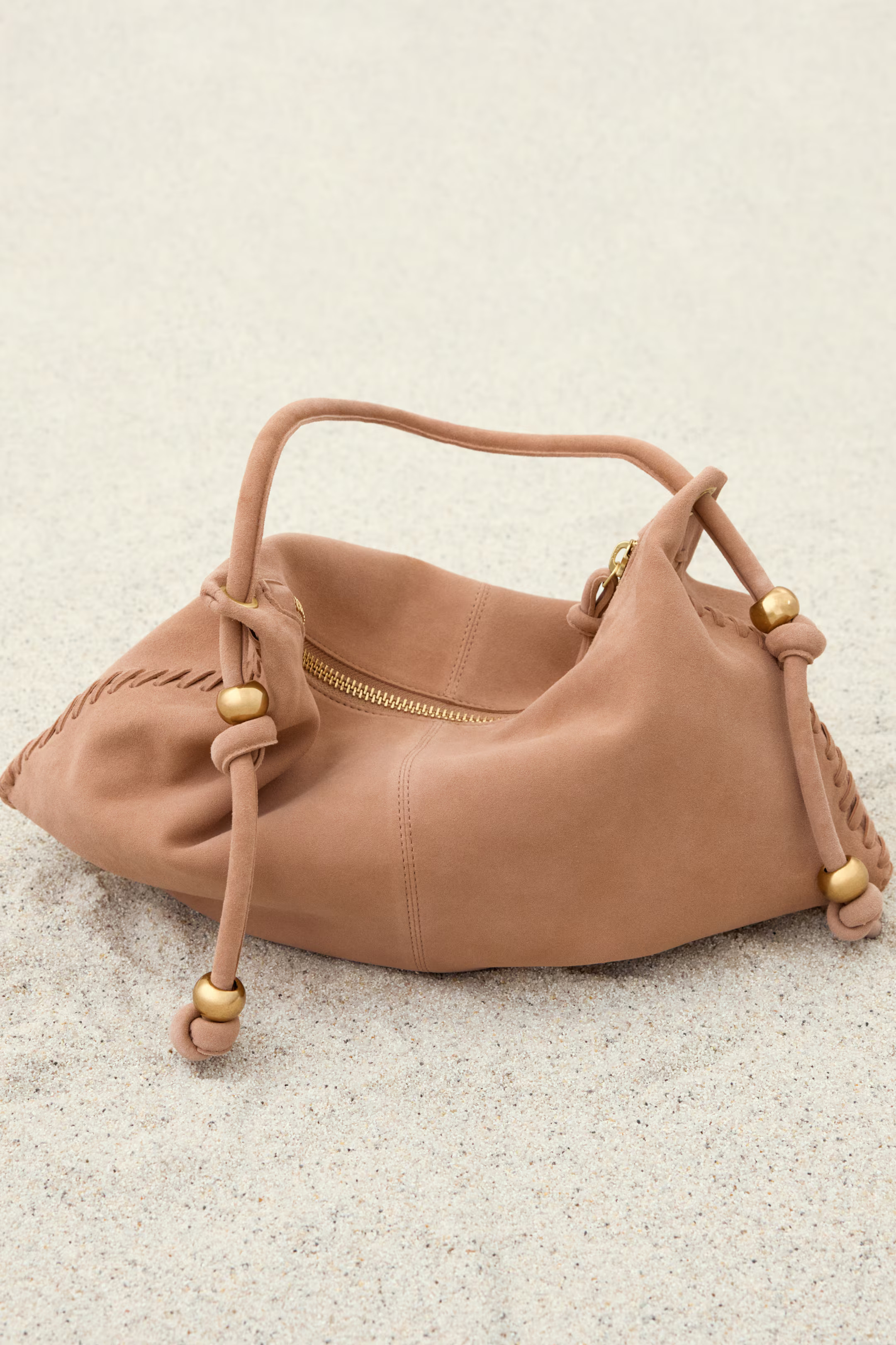 Suede shoulder bag | H&M (UK, MY, IN, SG, PH, TW, HK)