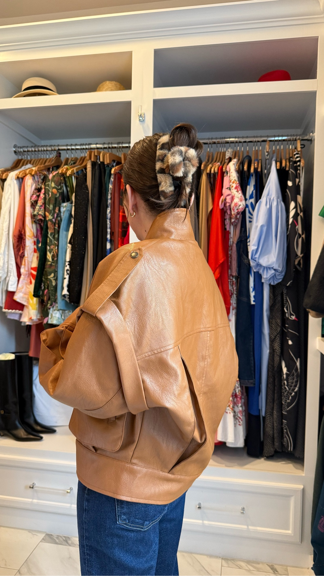 This jacket sold out in the brown color faster than I could post it but lucky for you I was able to find it in black. Get it now before it’s gone! 🖤

#LTKSeasonal #LTKStyleTip #LTKTravel