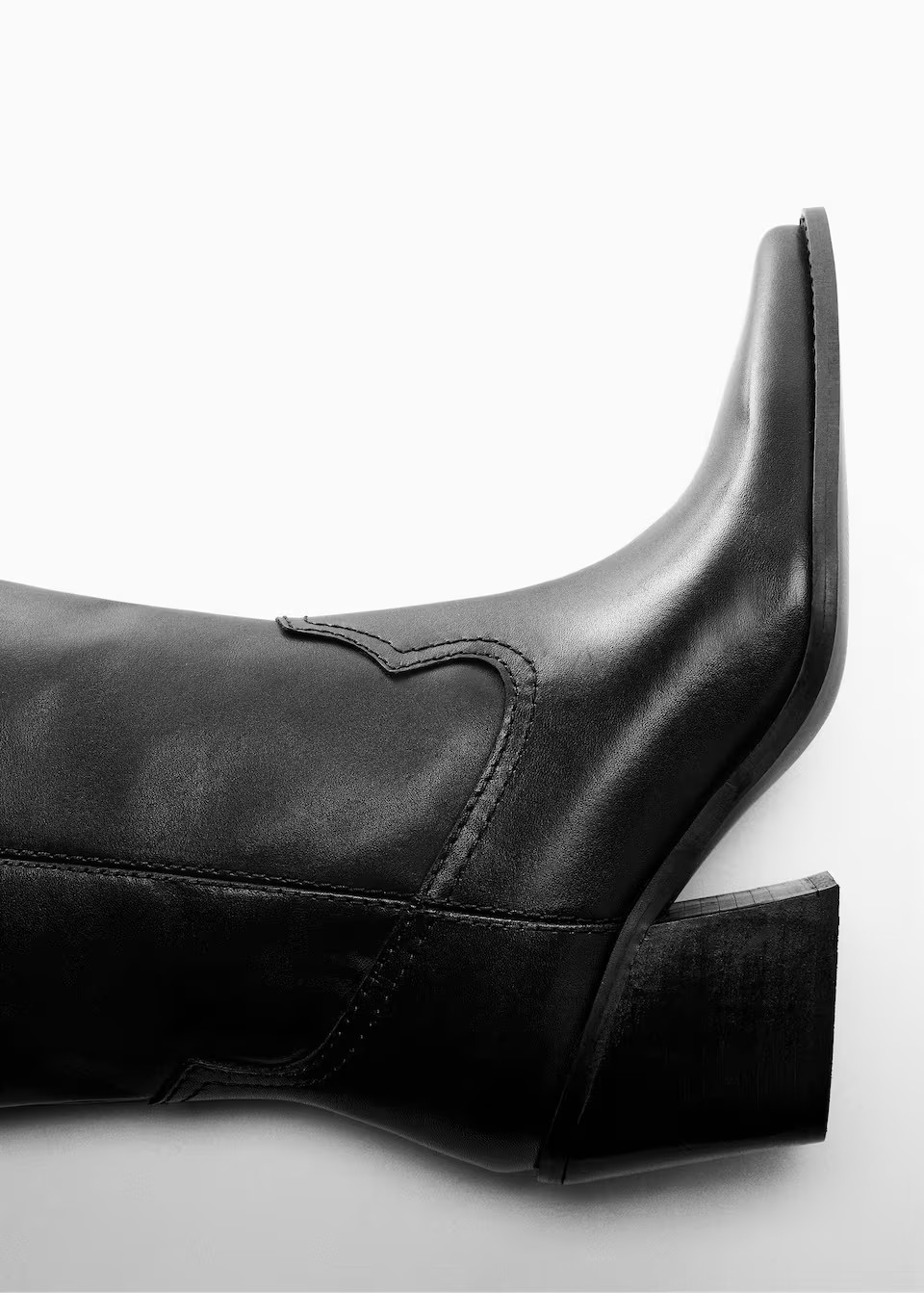 Suche: cowboy stiefel damen (7) | Mango Deutschland | MANGO (DE)