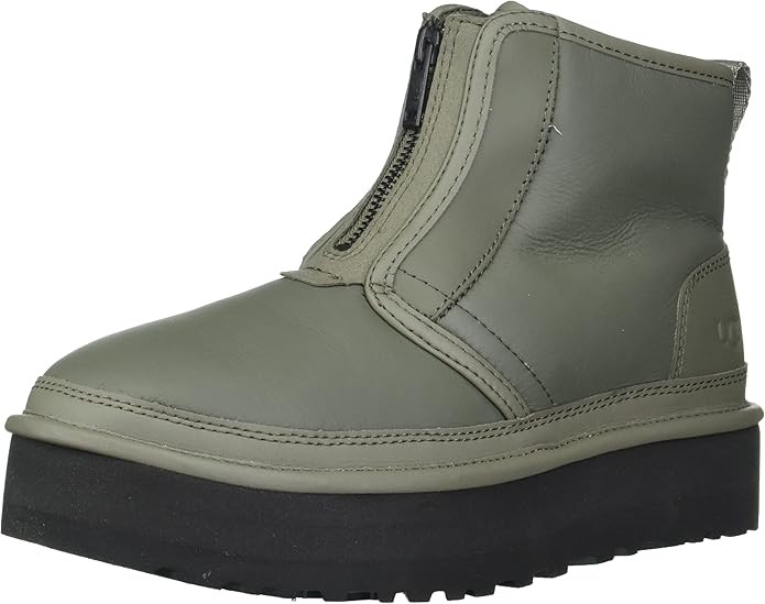 UGG Women's Neumel Platform Zip Fashion Boot | Amazon (US)
