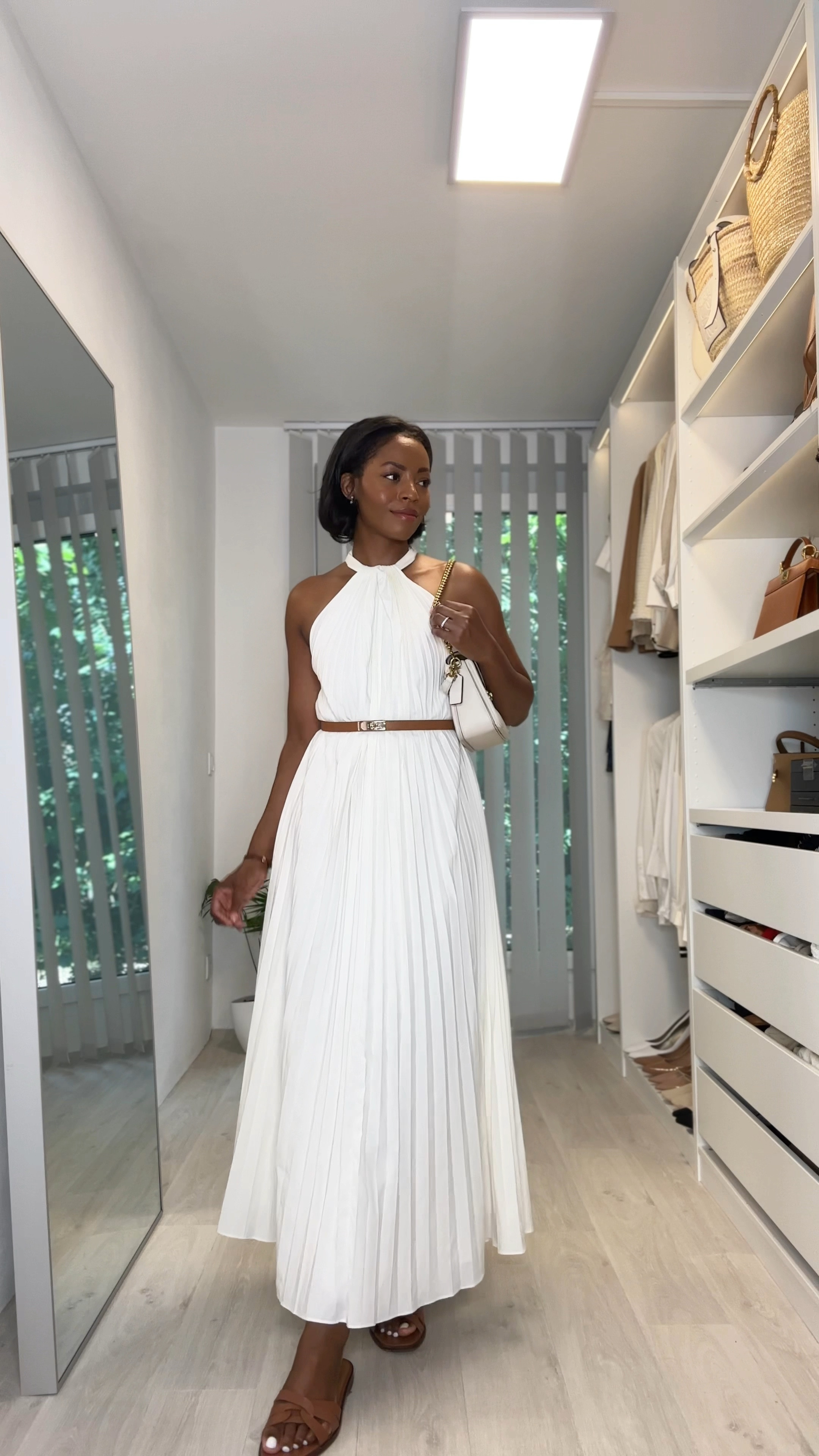 What to wear | a dress like this never fails on days you just don’t know what to wear! Accessories as you wish to elevate the look 

Dress @massimodutti (XS)
Slippers @bobbies
Belt @amazonfashion
Bag @coach cassie 


I linked similar or exact pieces for you! 💖

Follow my what to wear chronicels on instagram @edelbelar!

#liketkit 
#ltkeurope

#LTKStyleTip