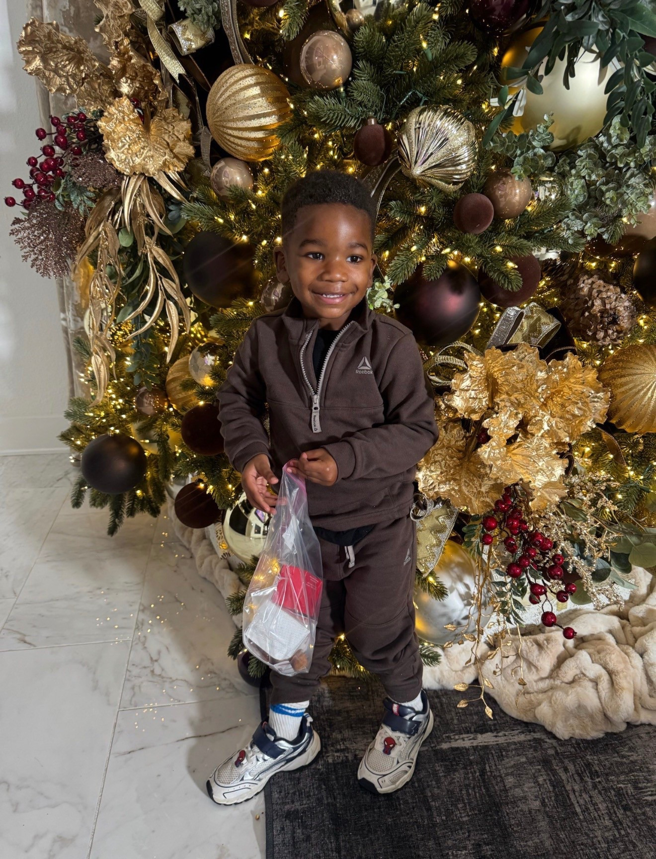 Under $20 quarter zip sweatsuit find for toddler boys! 



#LTKootd #LTKFindsUnder50 #LTKKids