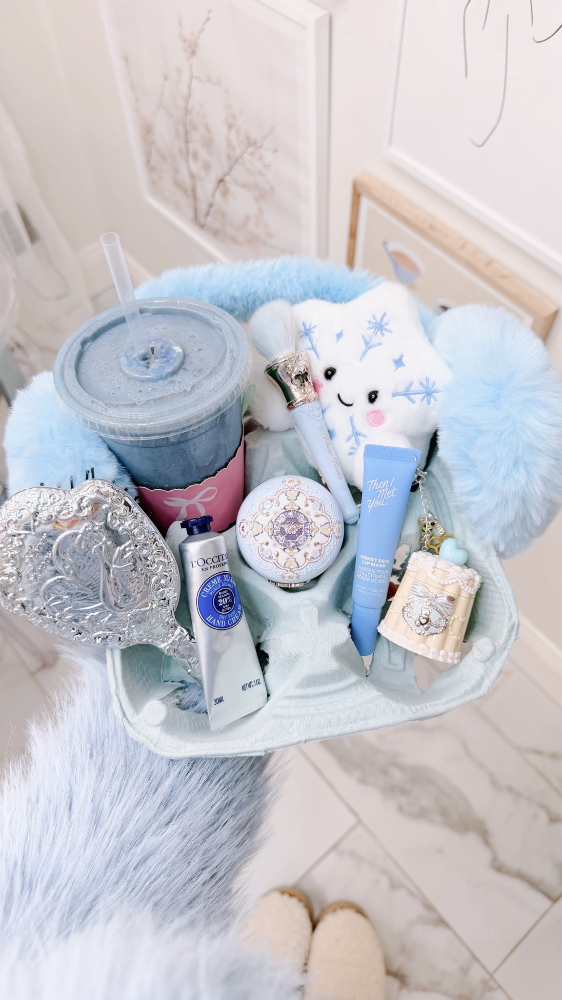 ice ice baby ❄️🐻‍❄️⛸️🤍 this icy baby blue aesthetic is my favorite during the winter months! it makes me feel like a real ice princess. also love how my blue smoothie matches all my other icy essentials 👸🏼🩵✨

⛸️🐻‍❄️🤍❄️✨

#iceprincess #coffeetray #babyblueaesthetic #winteraesthetic #flowerknows

#LTKBeauty #LTKselfcare #LTKgrwm