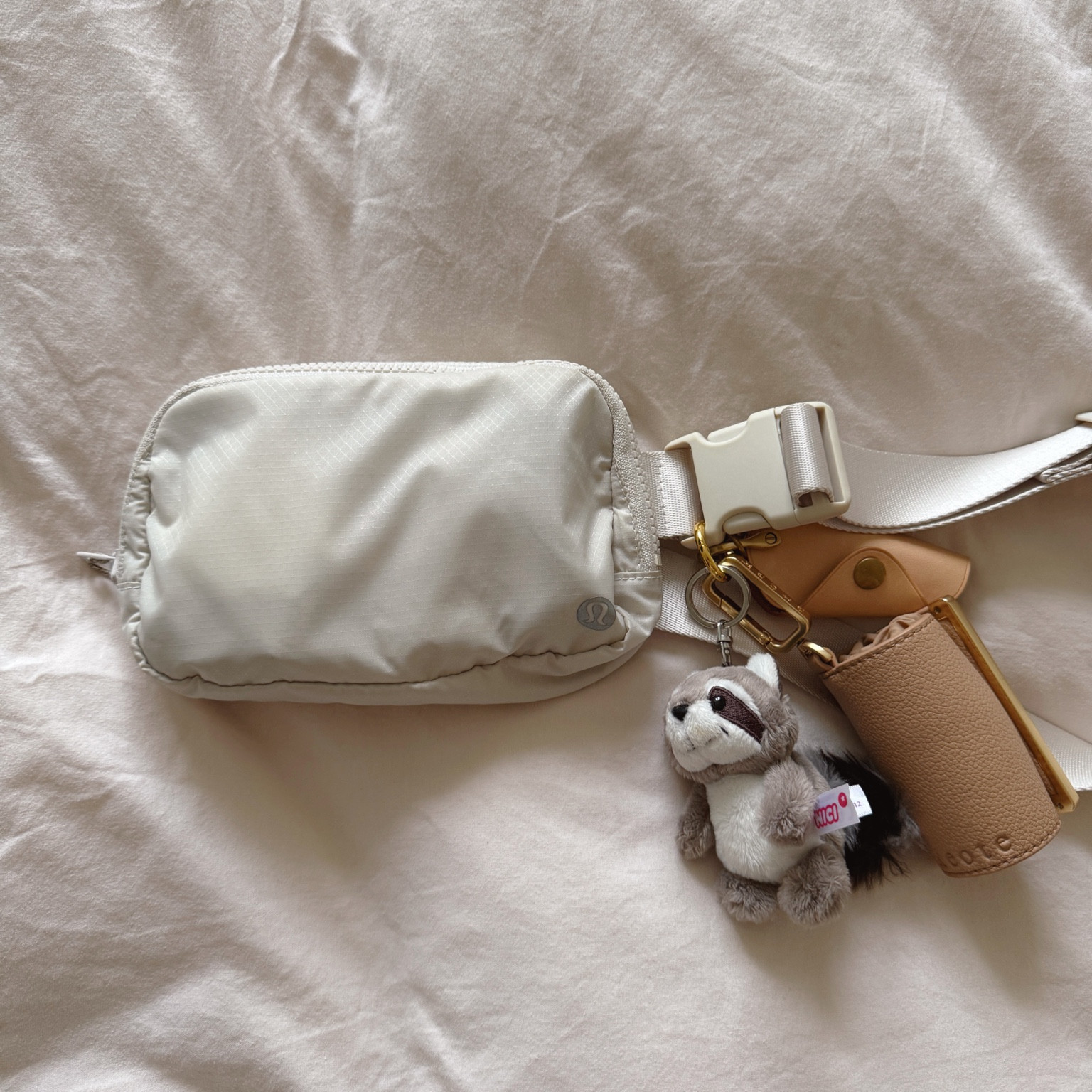 My everyday bag I use for the gym and grocery runs. It’s small but fits so much  🎀

#LTKFindsUnder50 #LTKGiftGuide #LTKFindsUnder100