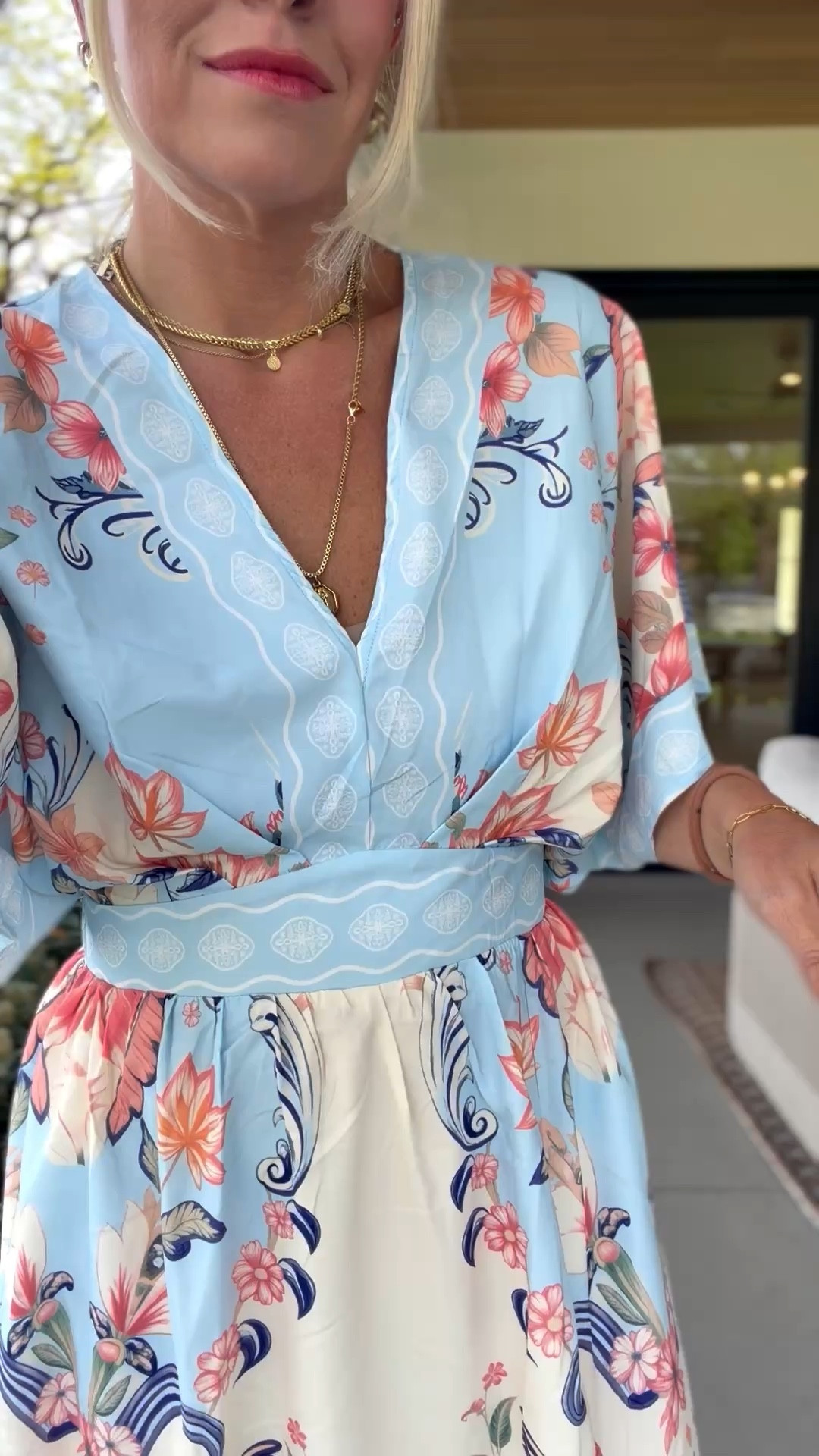 Wearing a size medium! This looks like something you’d find at Farm Rio!