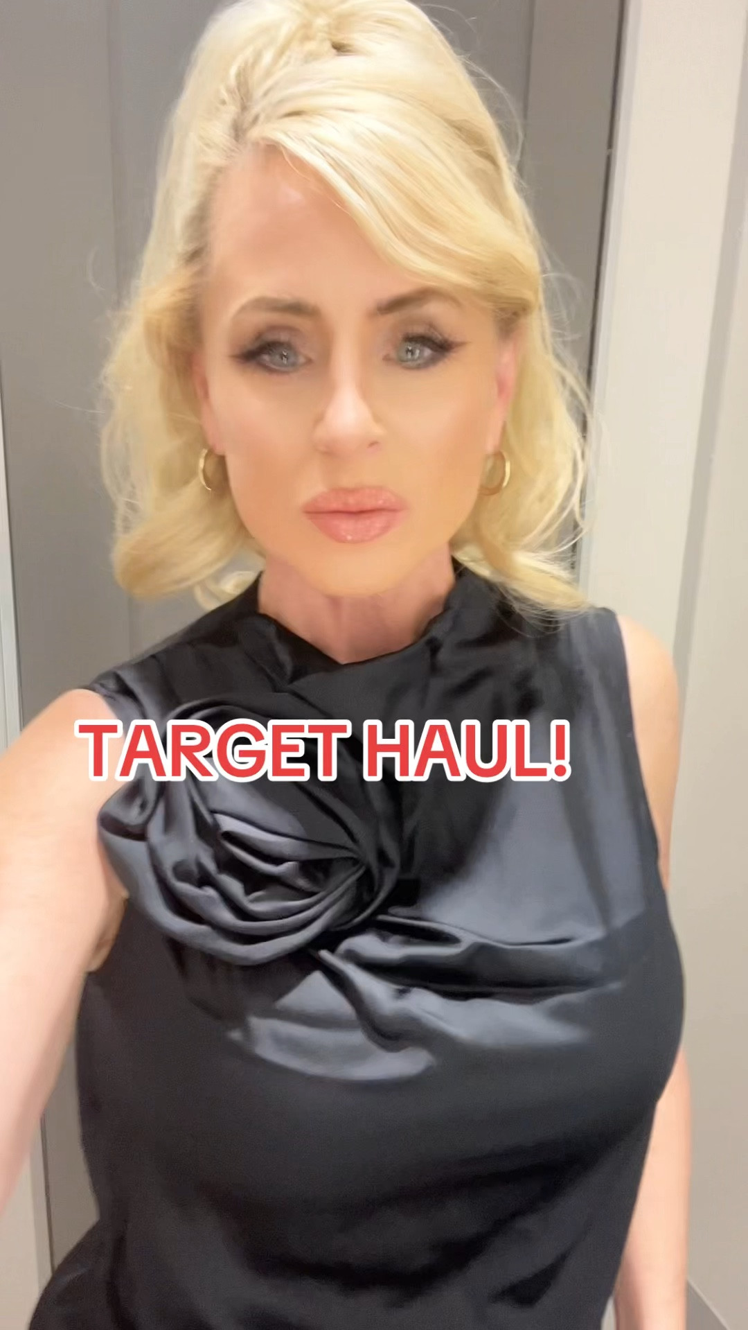 I am totally loving what Target has done for their clothes this fall! If you love it as much as I do, everything is linked below for you. :-) #targetfallfashion

#LTKFindsUnder50 #LTKVideo #LTKStyleTip